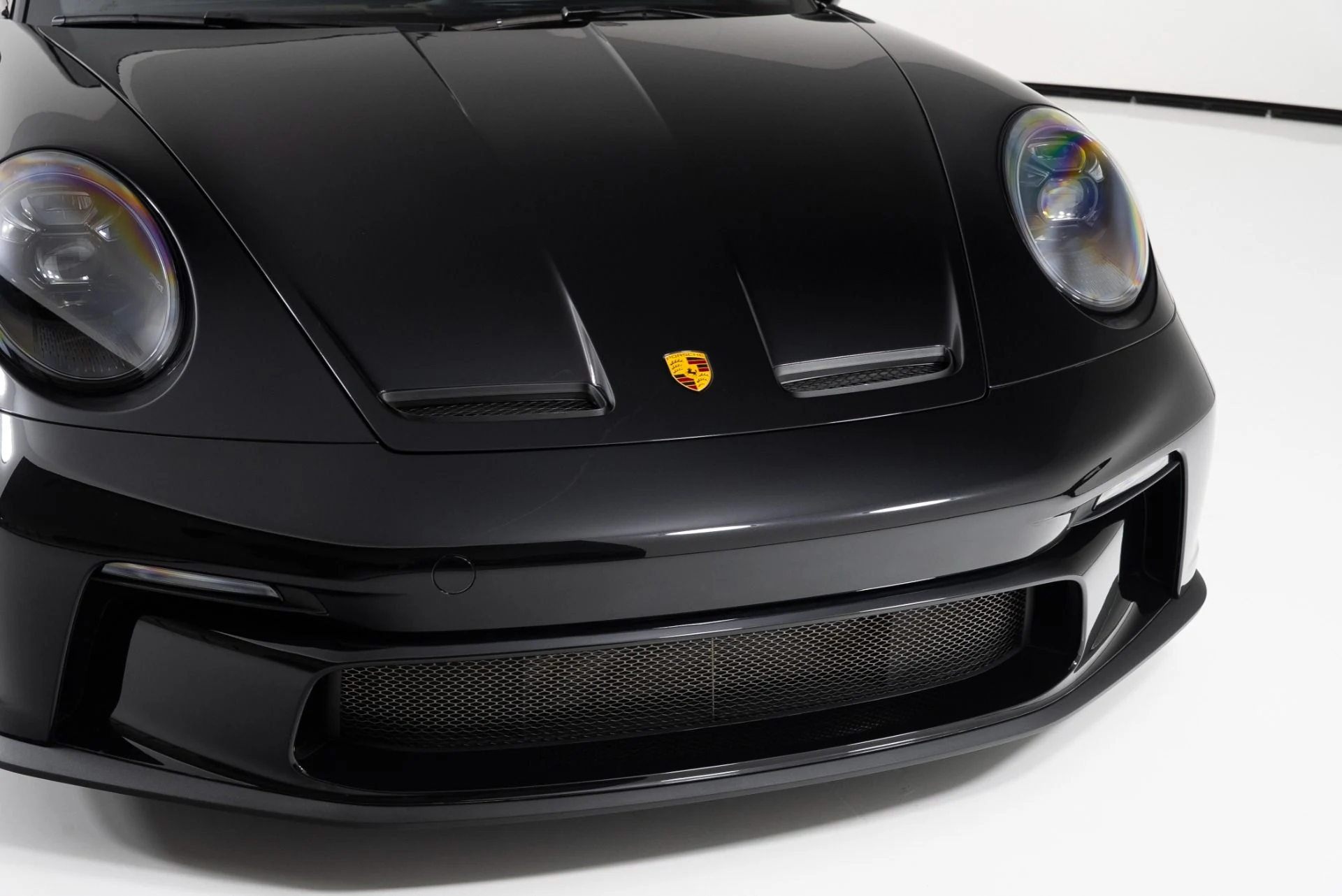 mph042_285362086_Used_2024_Porsche_911_GT_3_Touring_1752789153_693bab7303