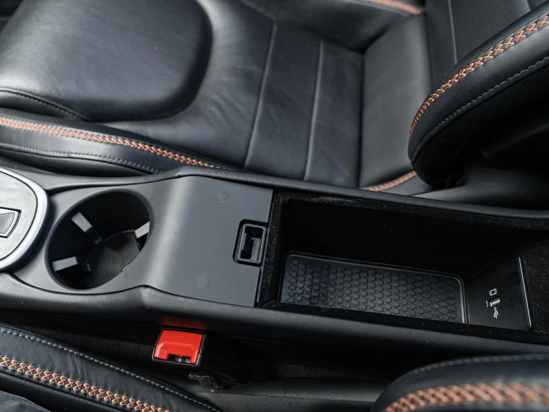 mph042_286886430_Used_2023_Mc_Laren_GT_Coupe_1784041270_3465d58f9a