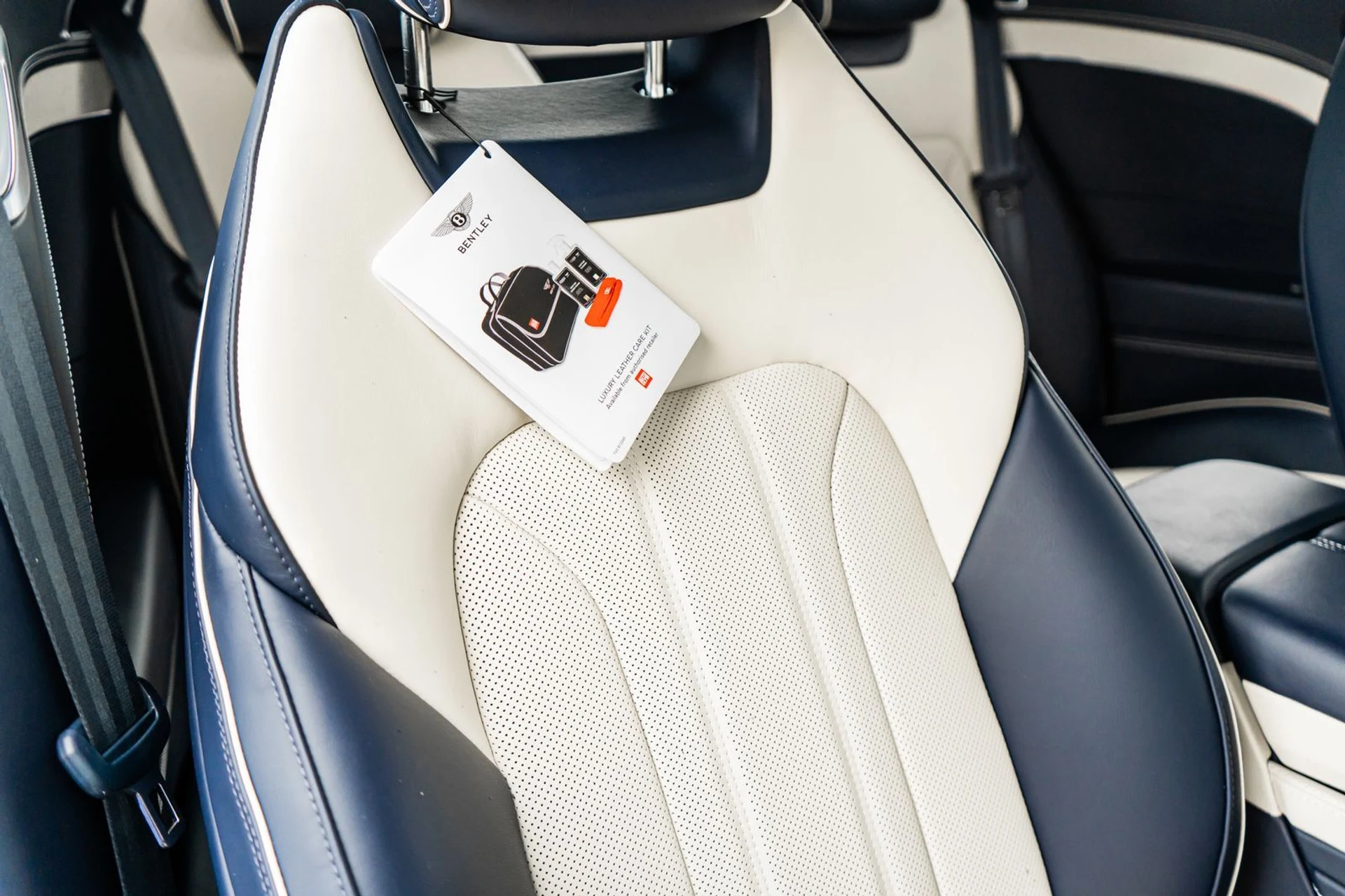 mph042_2873130772_15c389c2_efba_4883_8c67_bd59b4a90ba5_c945715245