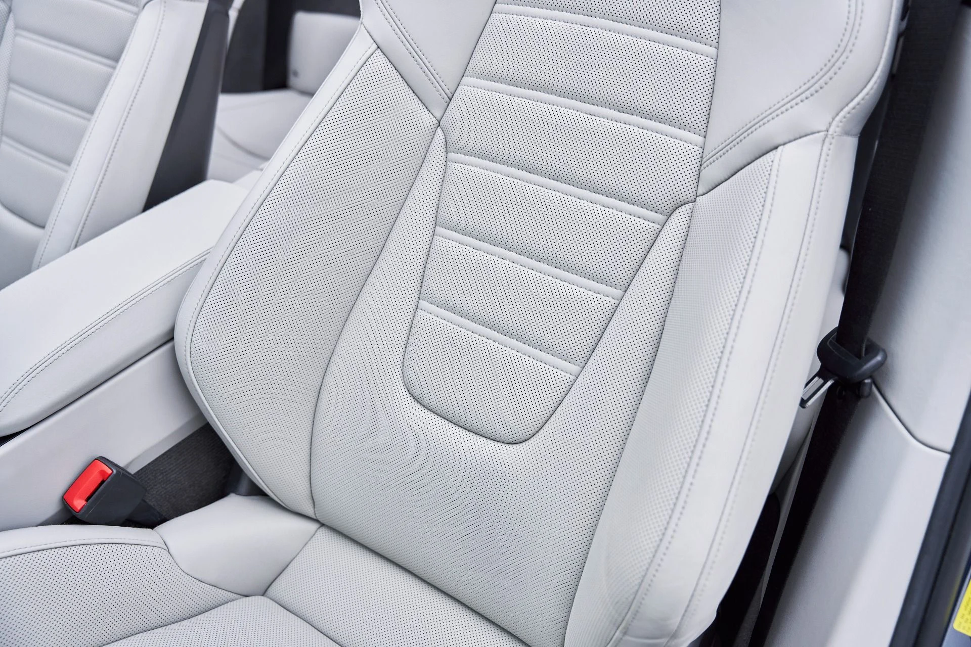 mph042_2877421155_Used_2021_Porsche_911_Turbo_S_1767217464_9abef62328