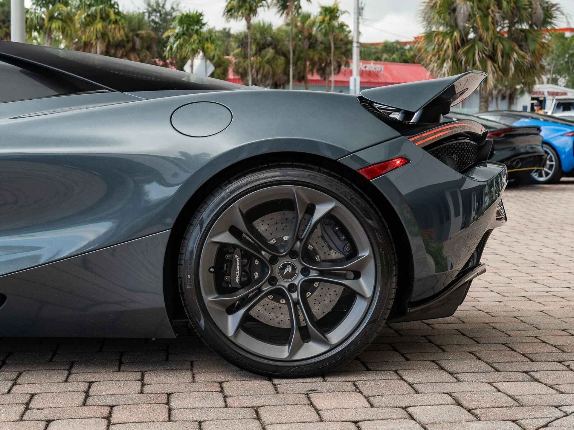 mph042_2877440179_Used_2020_Mc_Laren_720_S_Spider_1787936647_60ce0c7c35