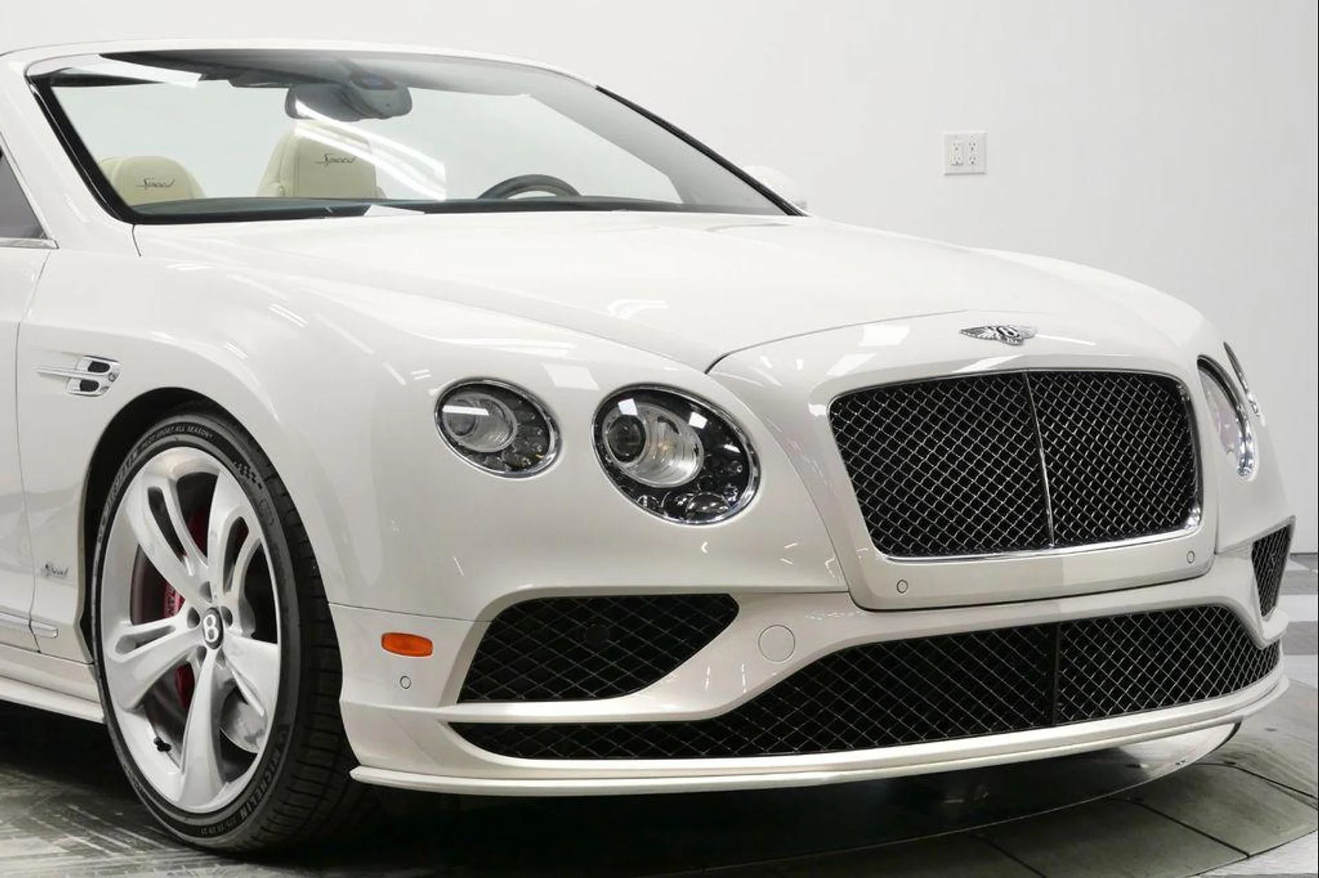 mph042_2908130808_4_G_Km_N_We0_AC_u_Pa_Zdi_6_Zo1_S_Ju_U_40f806a6f9