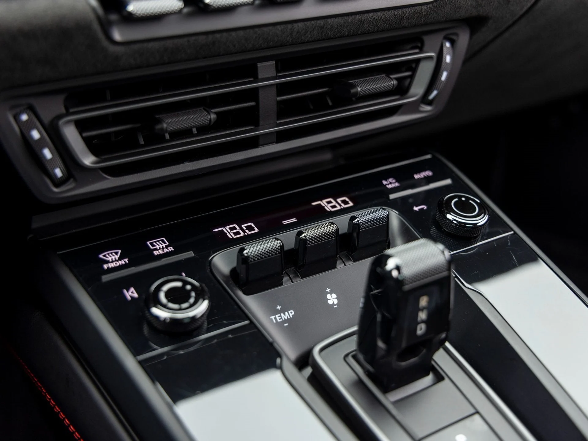 mph042_2914595319_43_f0d22d93a1