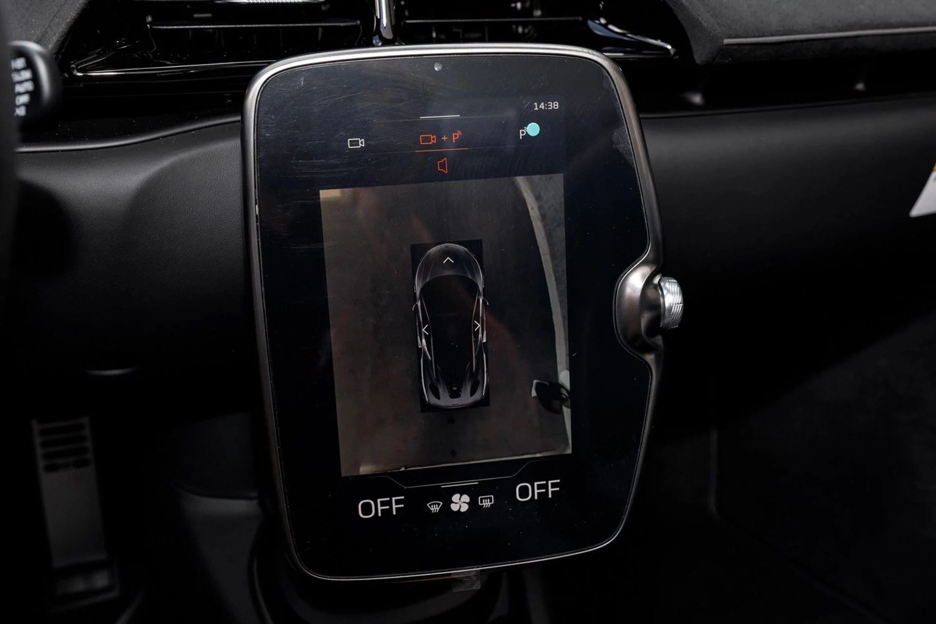 mph042_292945961_658_p43_l_c86da76d58