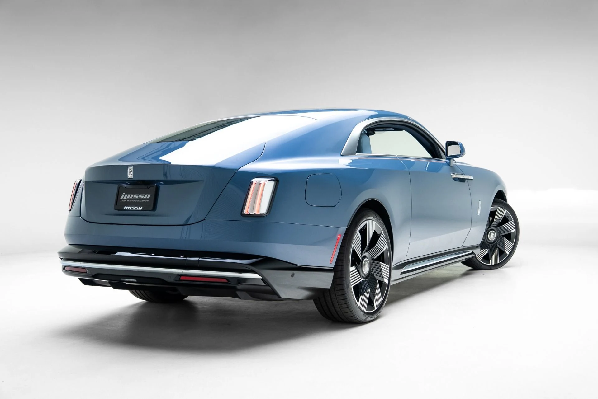 mph042_2931583522_Used_2024_Rolls_Royce_Spectre_1775065025_362b10ffb5