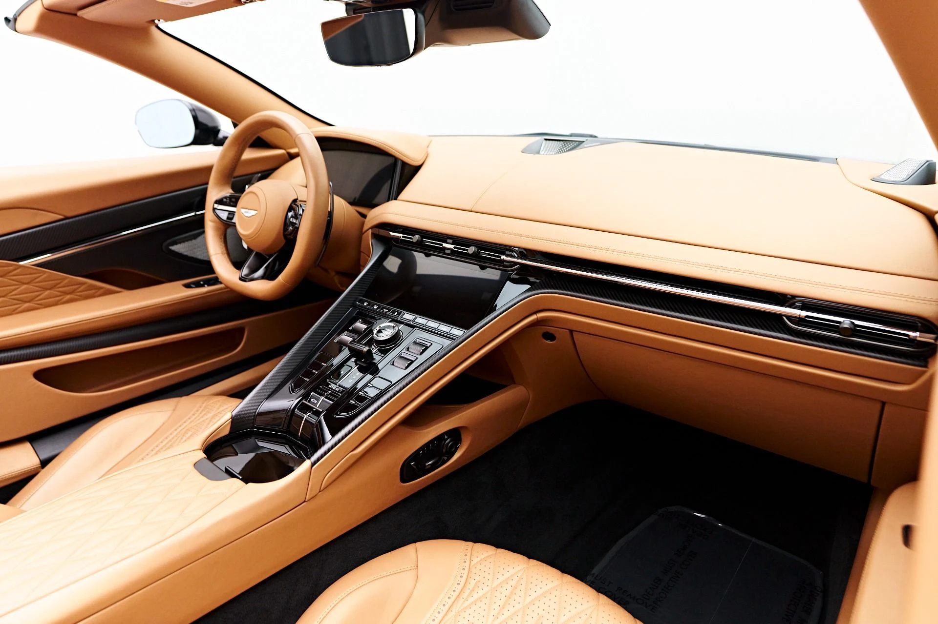 mph042_2936981655_Used_2024_Aston_Martin_DB_12_Volante_1731606794_0b8d6cf610