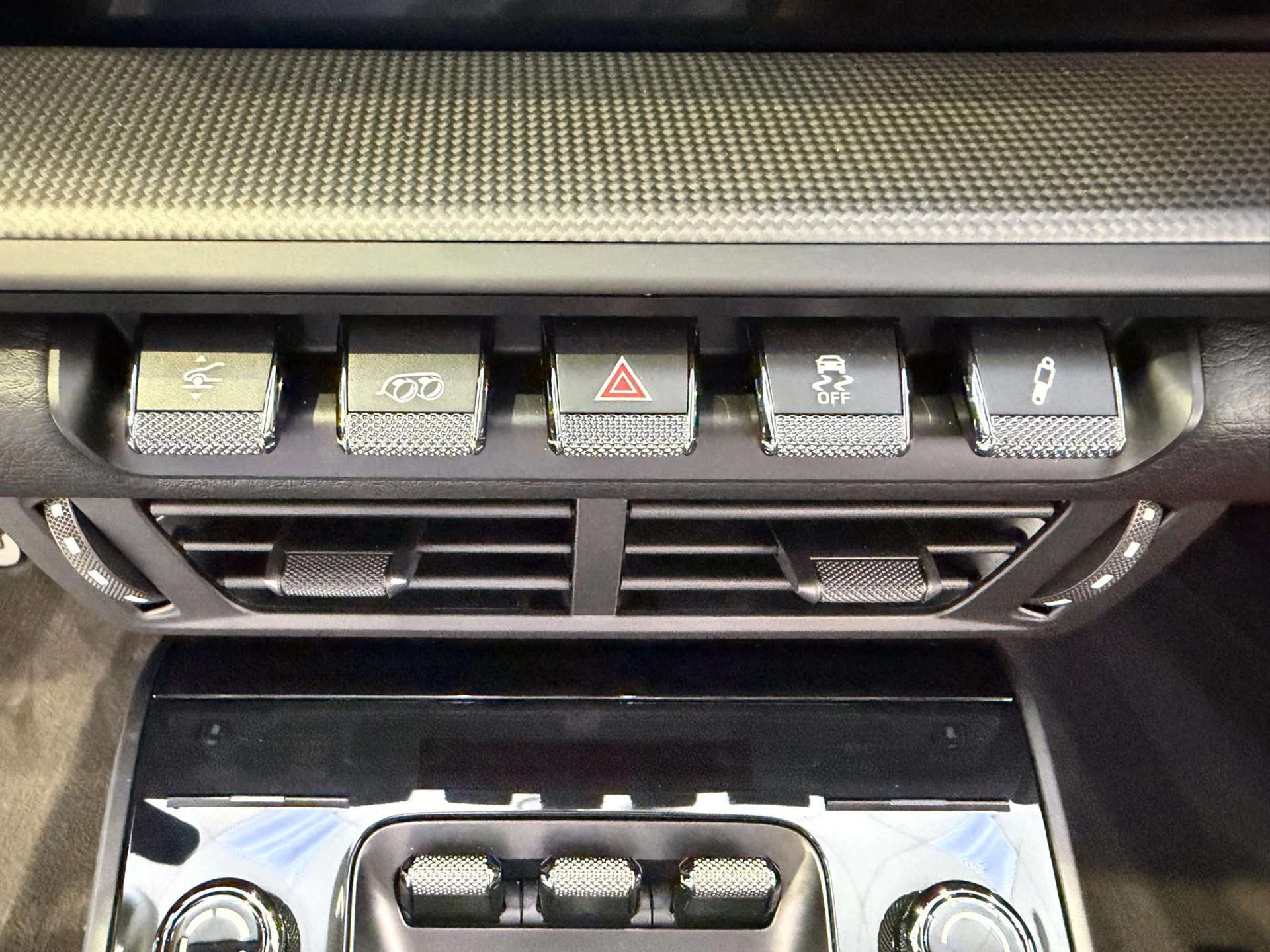 mph042_2948909434_Whats_App_Image_2025_11_06_at_13_38_01_79d2add8_b733e3abd0