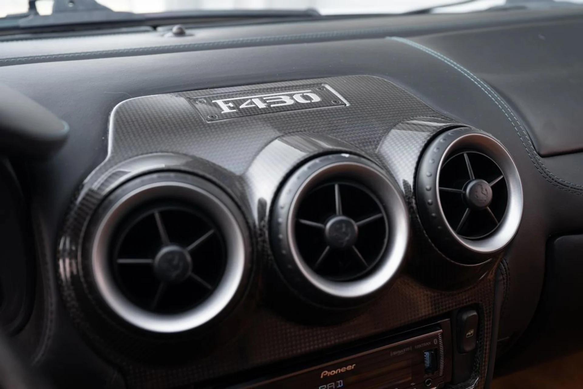 mph042_2952207044_c48579e3666c41de926f92900b27349a_24ac52e39c