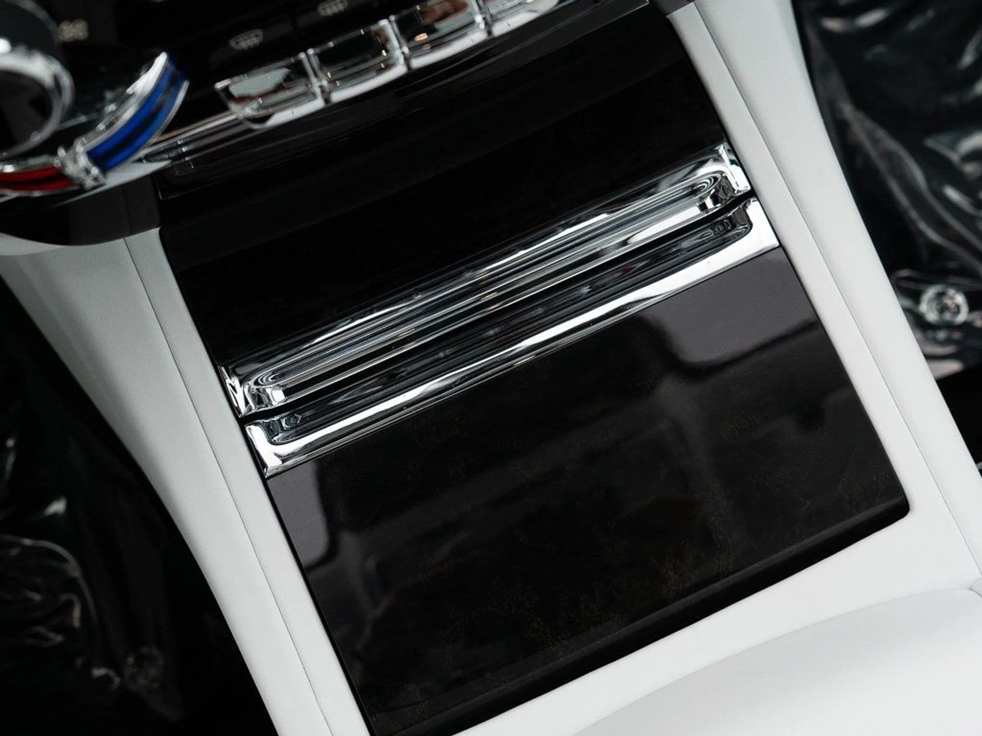 mph042_2954888135_8abd66387638bf09a263795cd6d898c5_a0610458f1