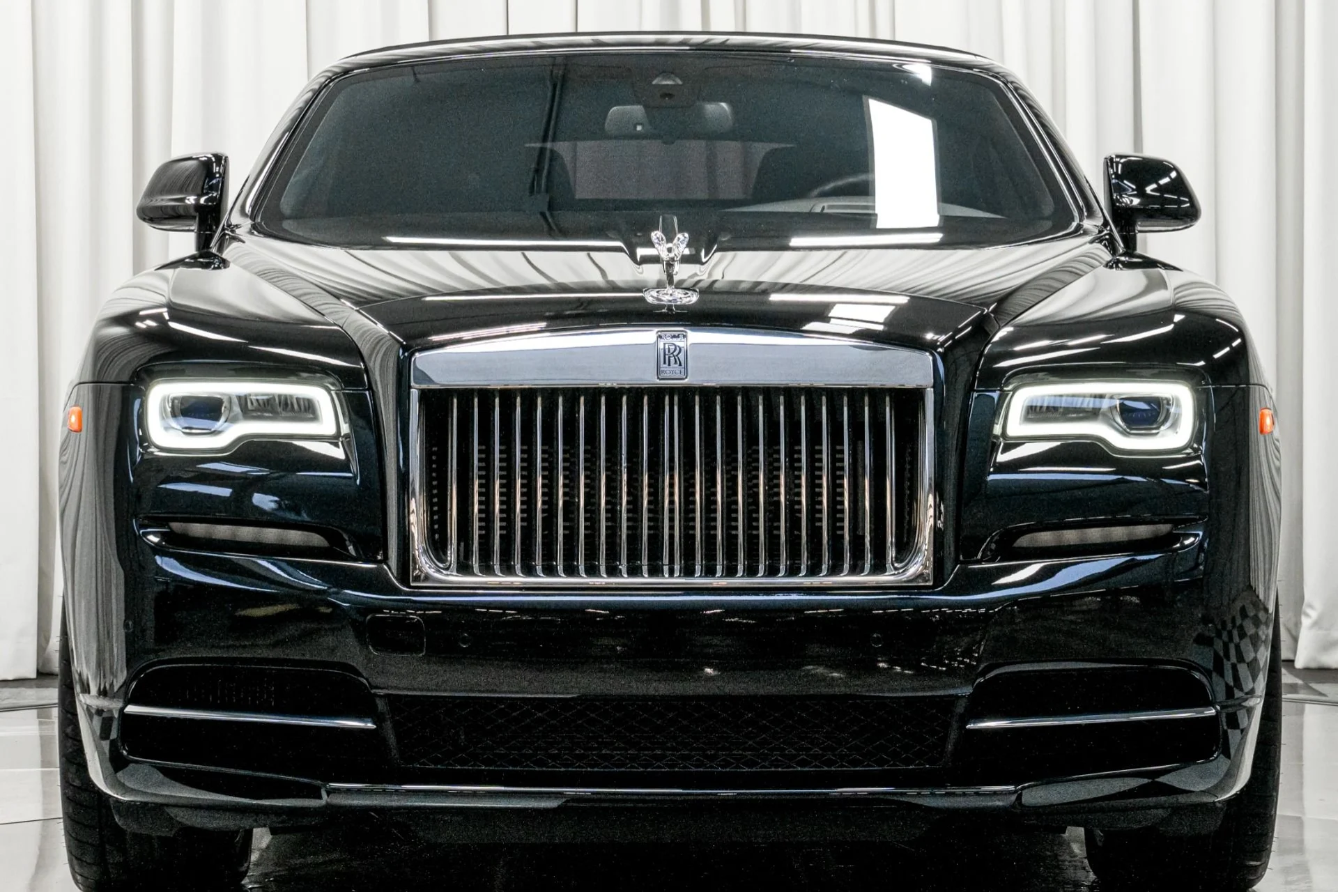 mph042_2956723230_Used_2017_Rolls_Royce_Dawn_Full_Polish_Wheels_Contrast_Stitching_and_Piping_Low_Miles_1764715069_09aa4b0bbd