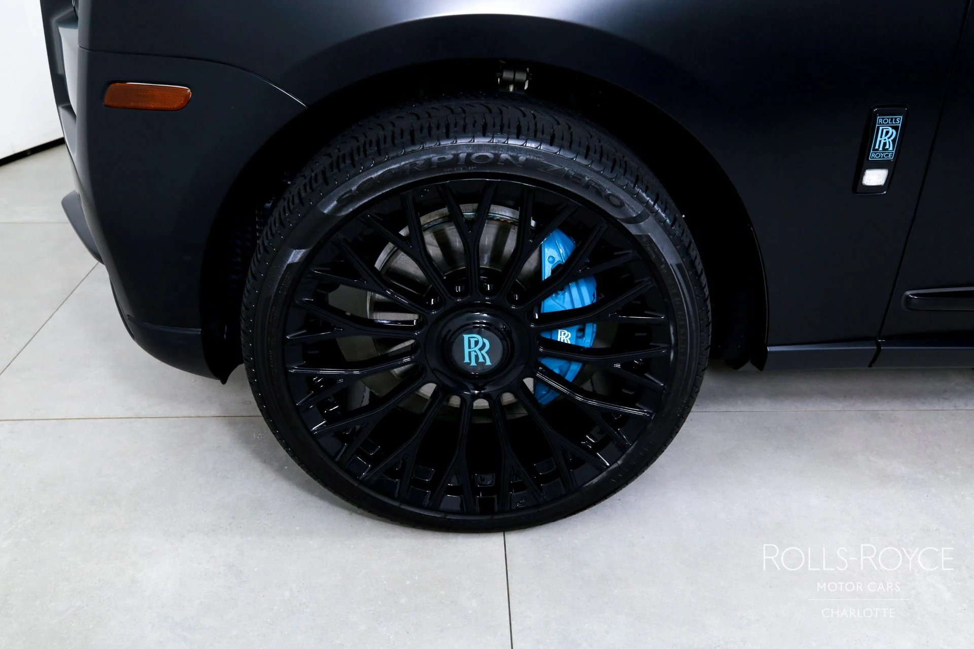 mph042_2960402938_Used_2024_Rolls_Royce_Cullinan_1789421312_36736308ca