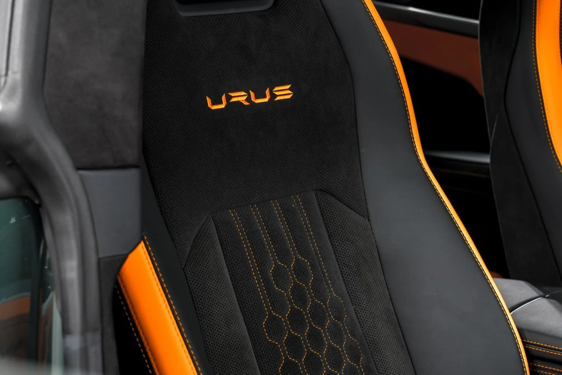 mph042_2962679617_bc1238c915b6b6e6d06eebdaac512eeax_0123d9b50c