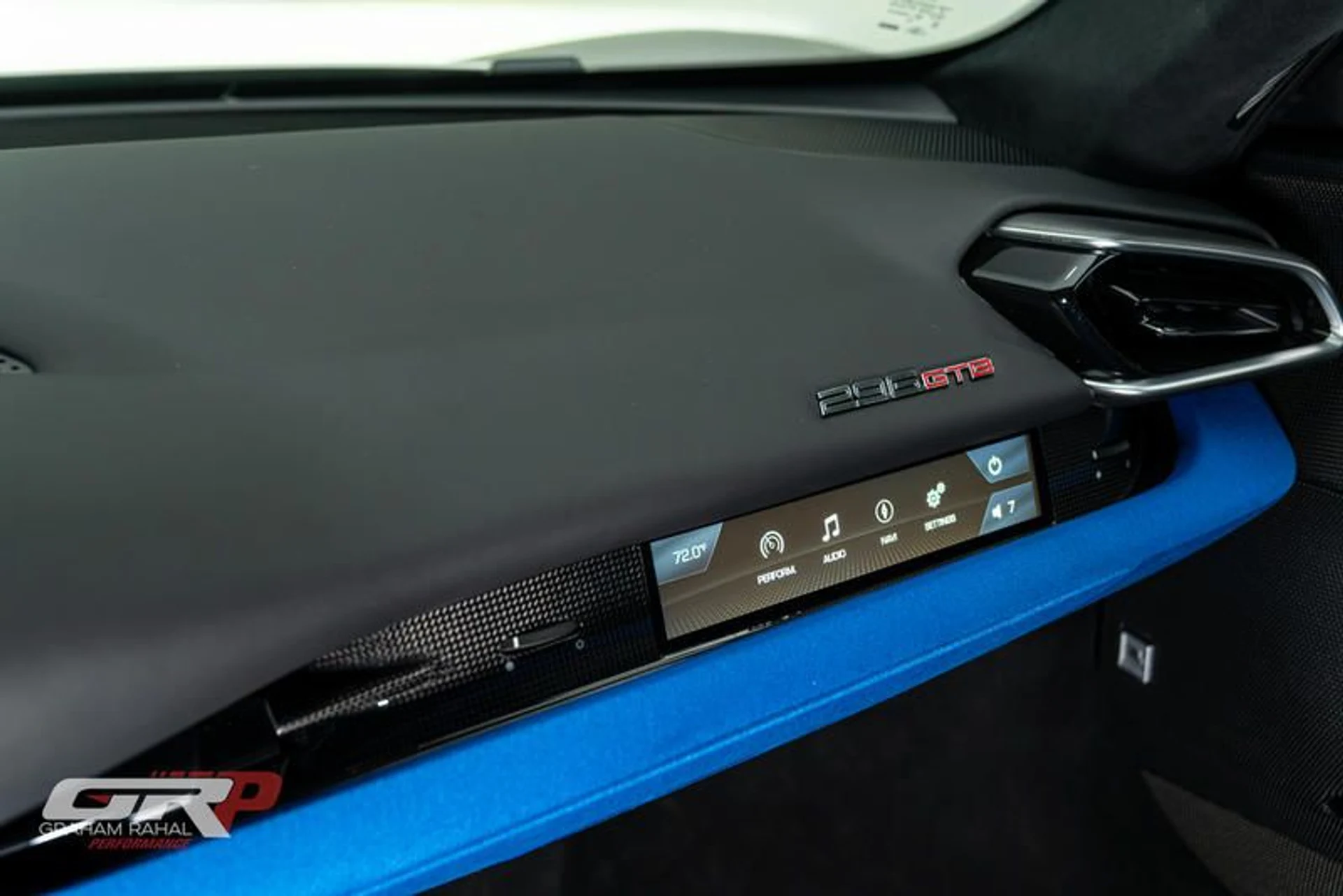 mph042_2967752343_69_D8_FB_36_8_A14_4_F00_AED_7_90725_F95_F2_B8_01cf77de07