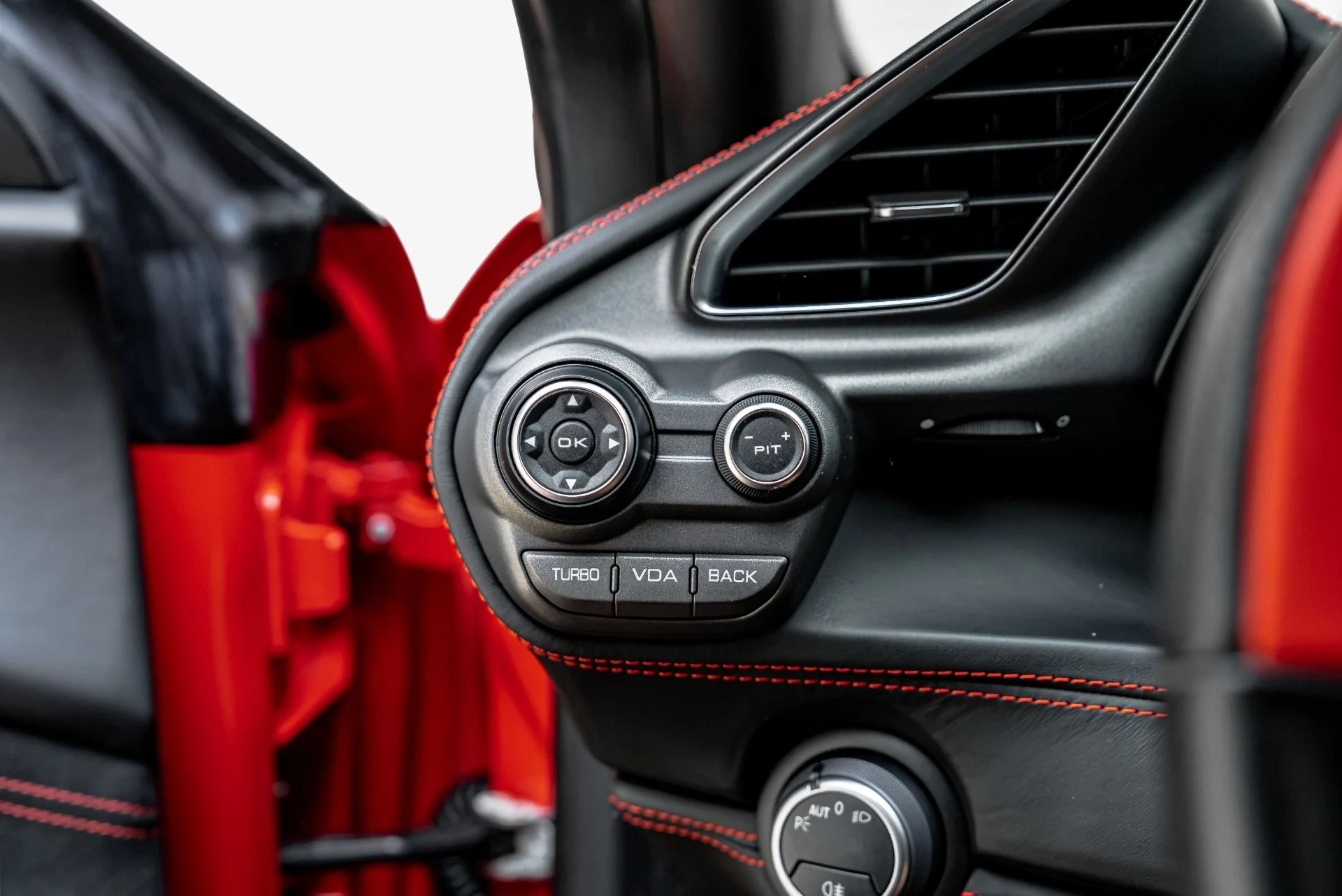 mph042_2973904601_Used_2018_Ferrari_488_GTB_1784764970_17800dcfd4