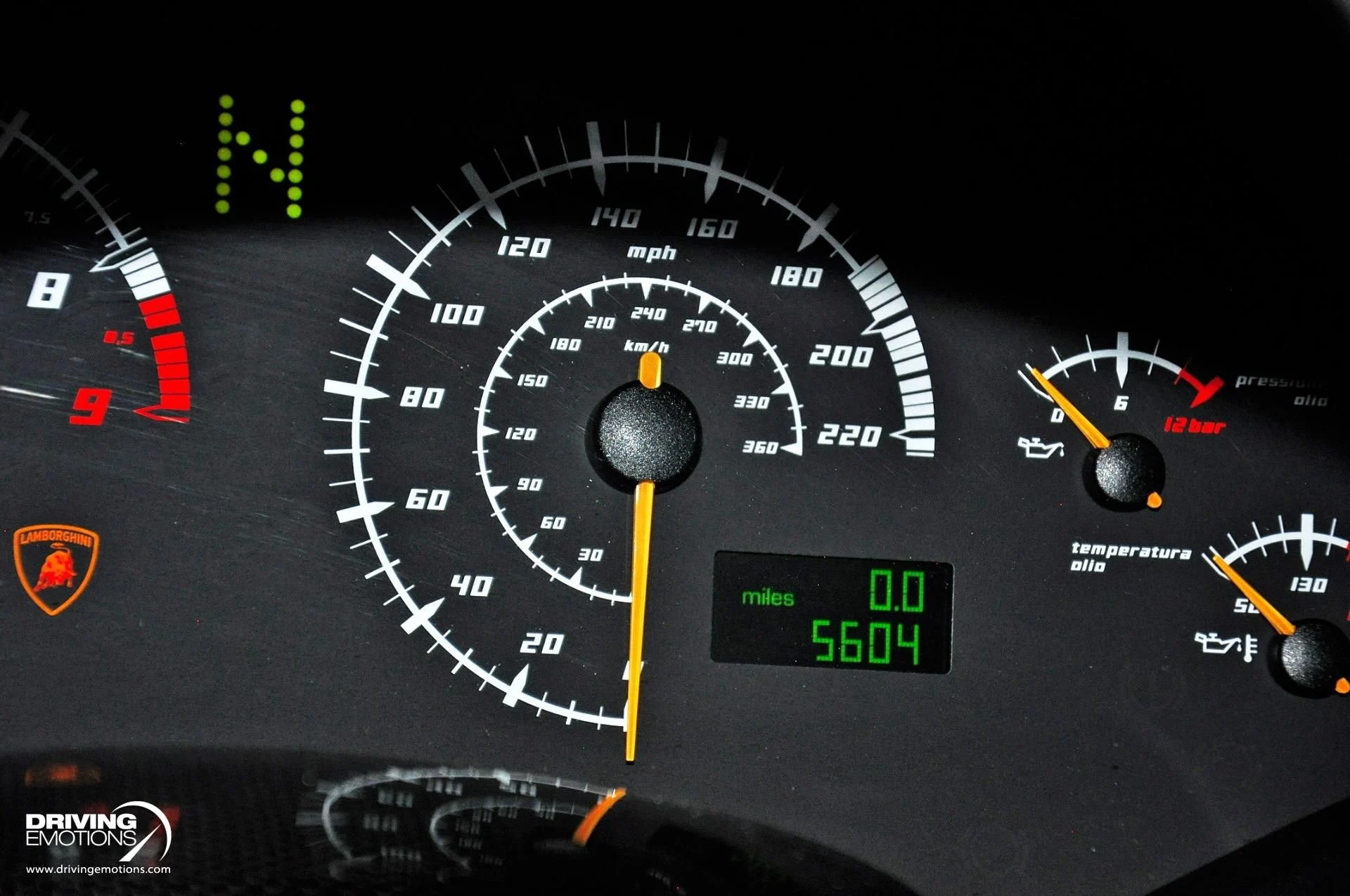 mph042_2975912554_15_p43_l_a4c73e7573