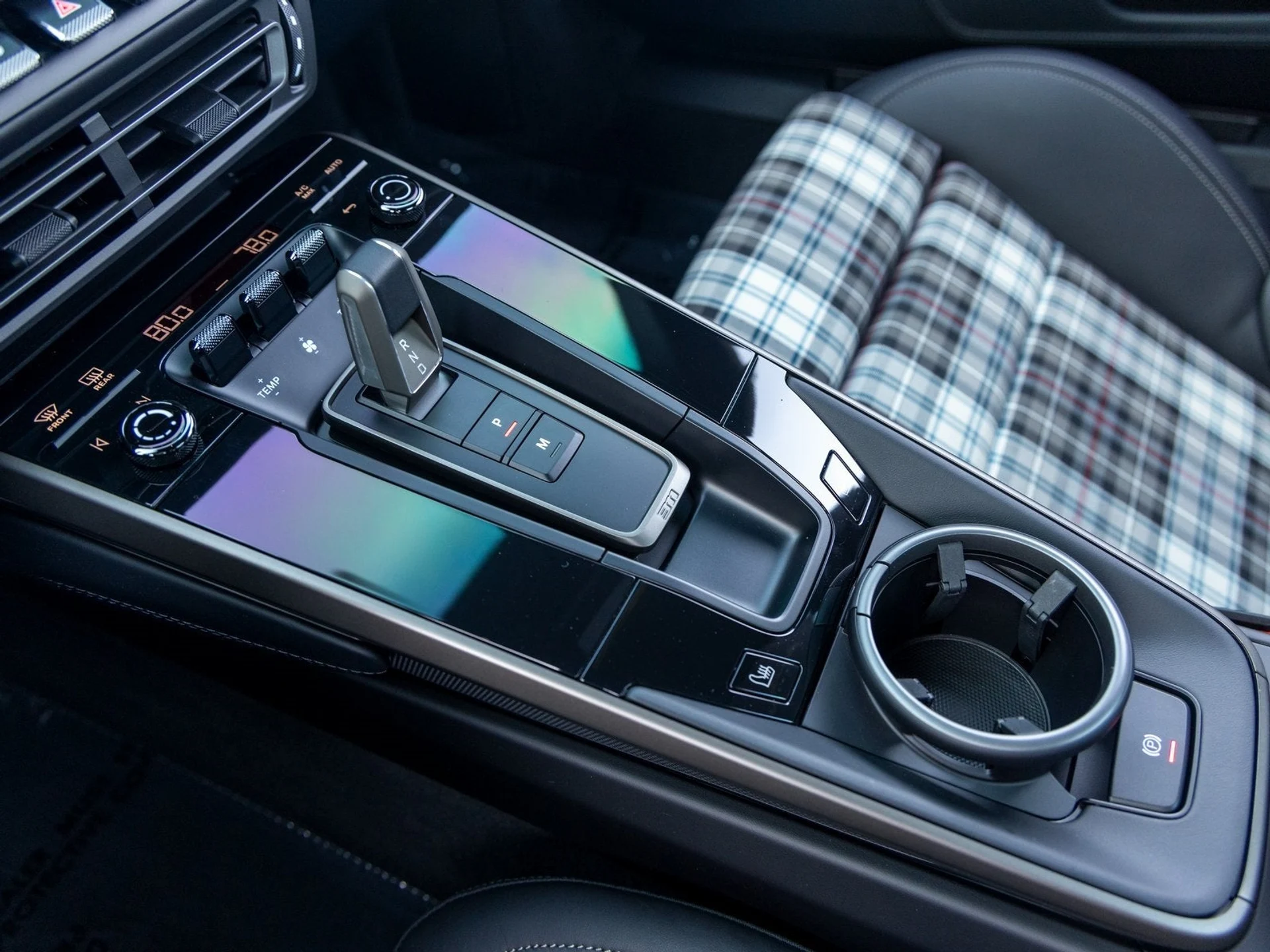 mph042_2977231323_43_537a639f3d