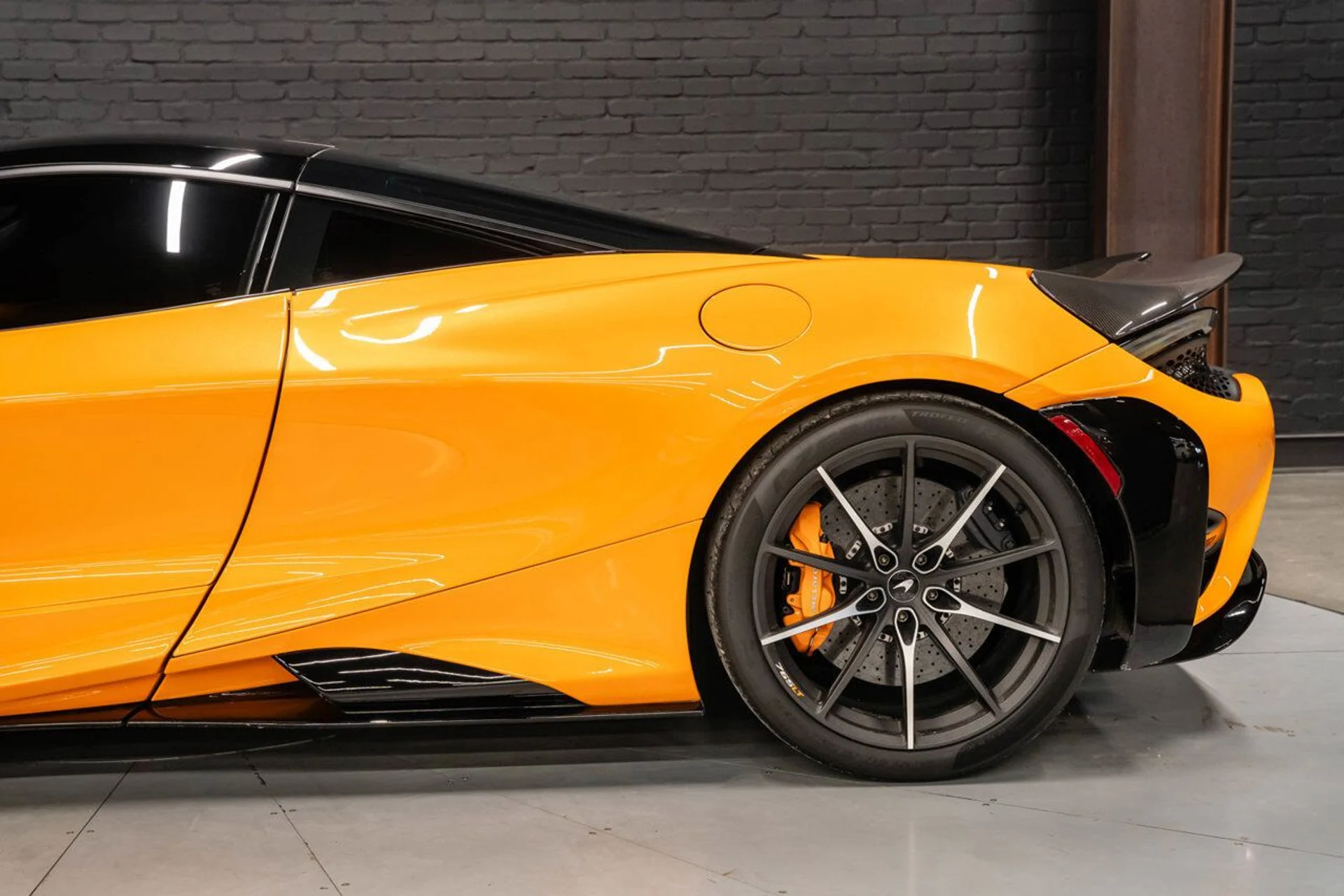 mph042_2977501062_mclaren_765lt_2021_ed2e7ccd0a