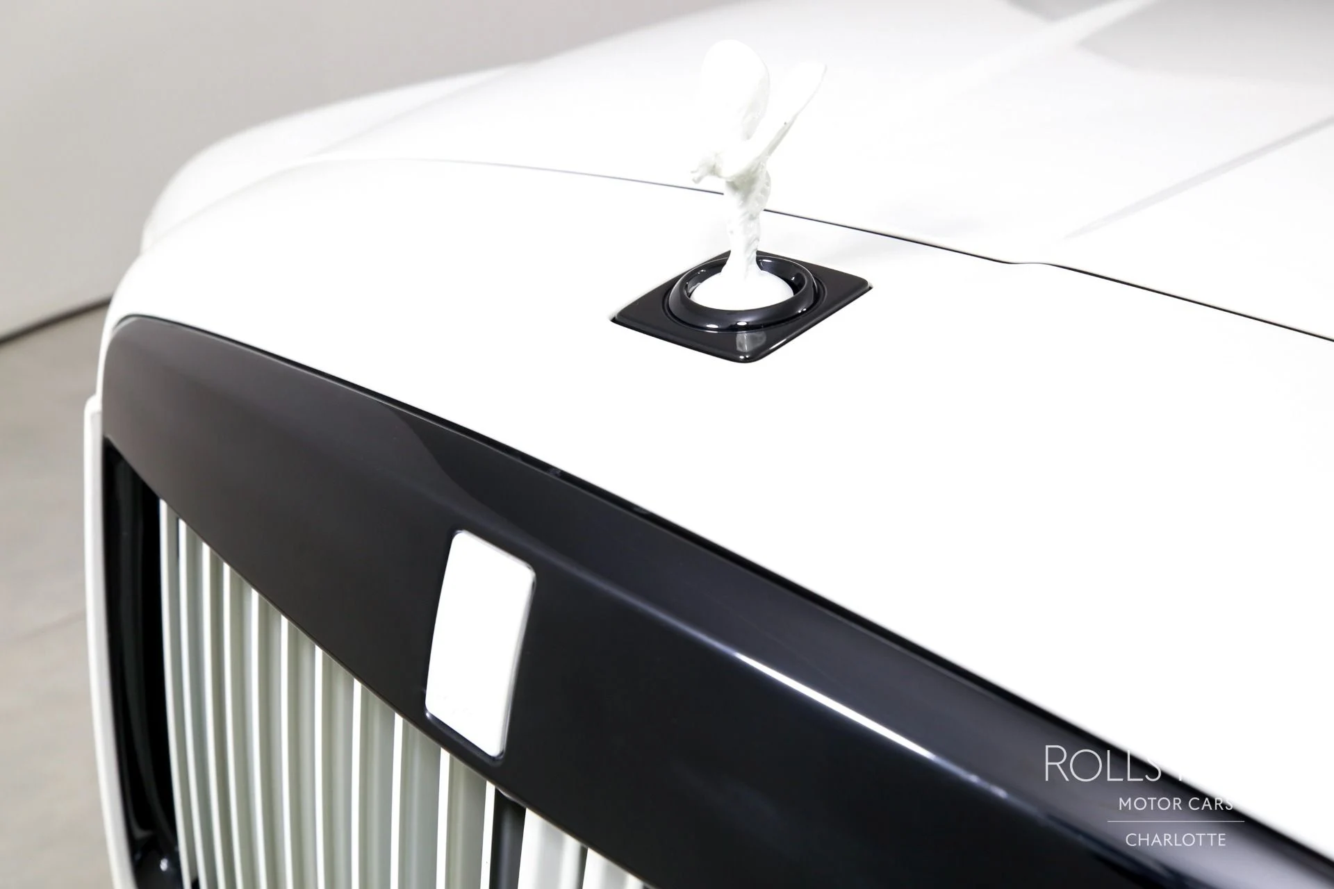 mph042_2982568453_Used_2019_Rolls_Royce_Cullinan_1771361502_f6018a1165