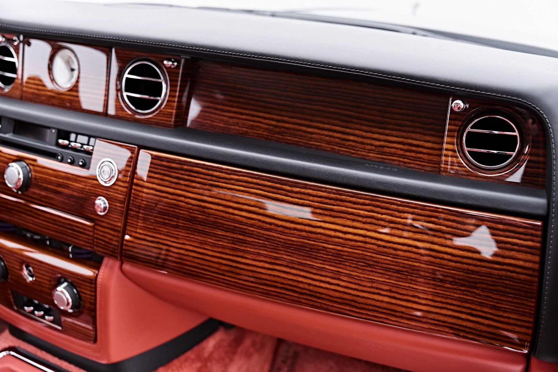 mph042_2987012822_Used_2009_Rolls_Royce_Phantom_Coupe_Base_1784853747_3fe7799187