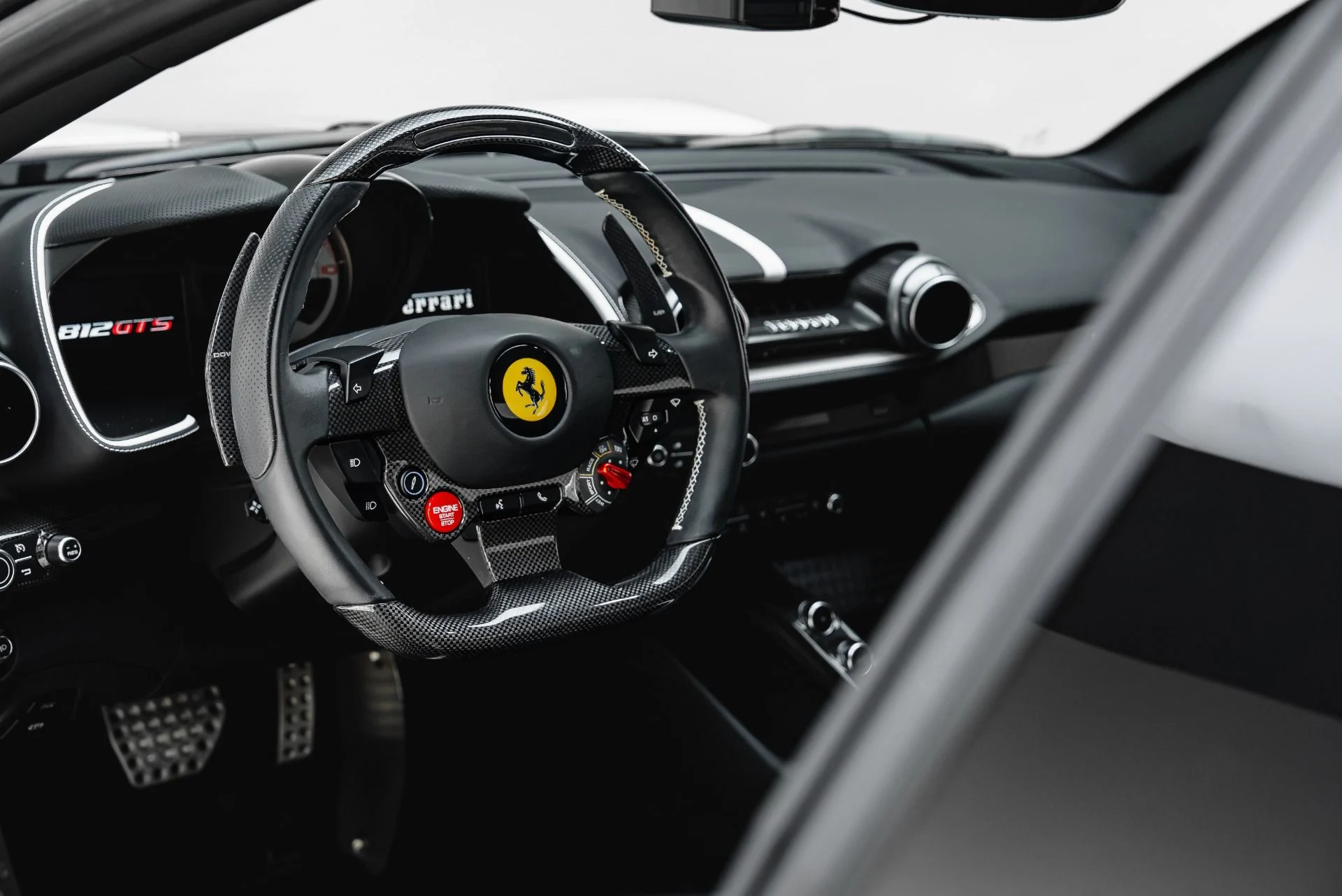 mph042_2992124279_Used_2022_Ferrari_812_GTS_1785863070_1f3a8f4806