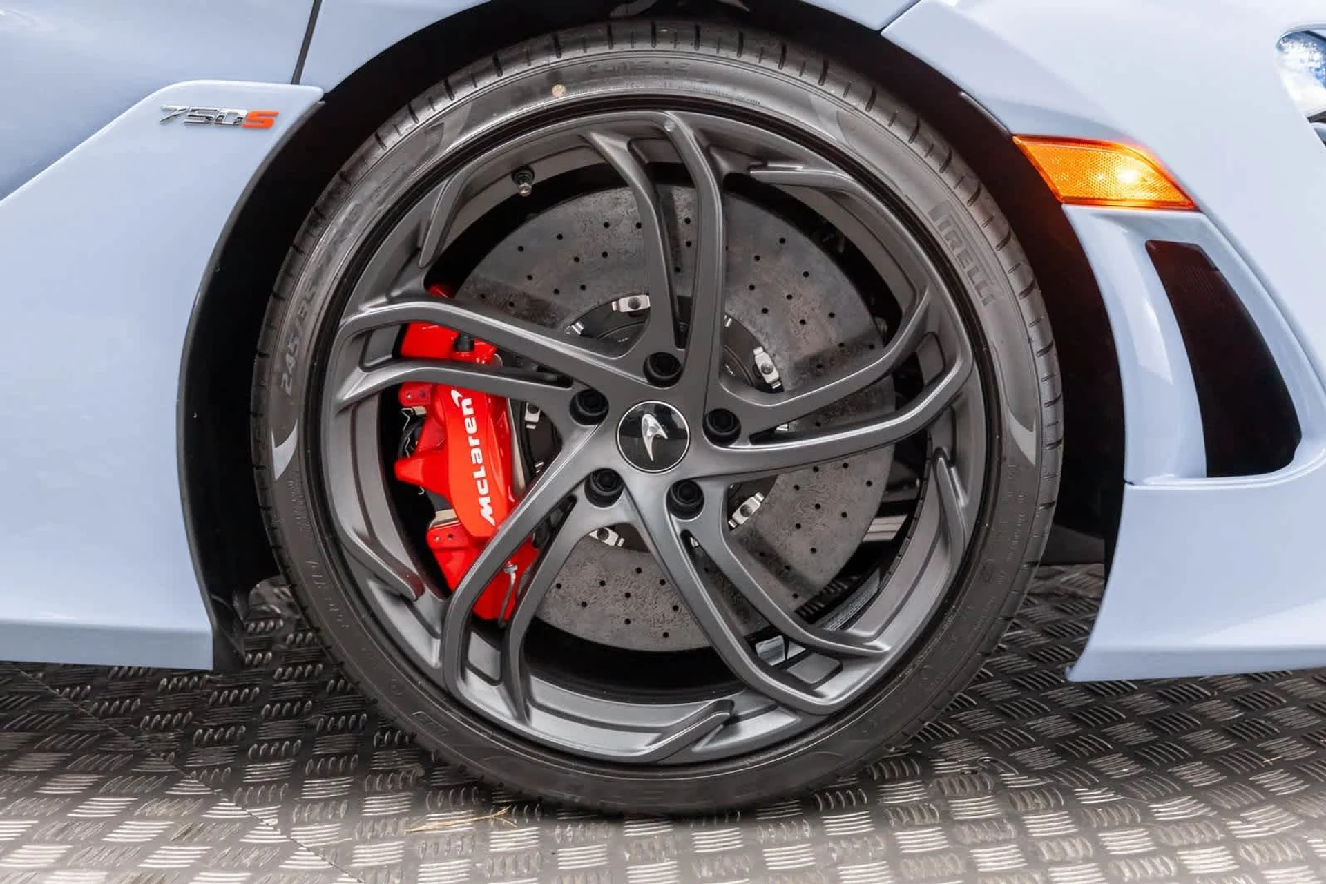 mph042_29953412_43_fd23b9644f