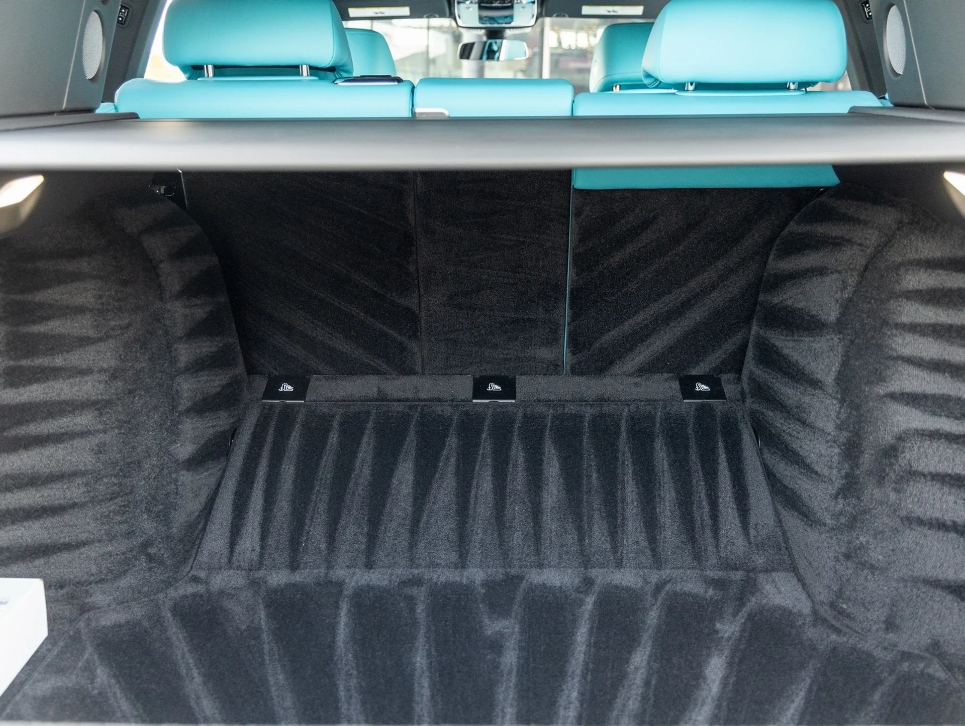 mph042_2998249637_43_5d371efe71