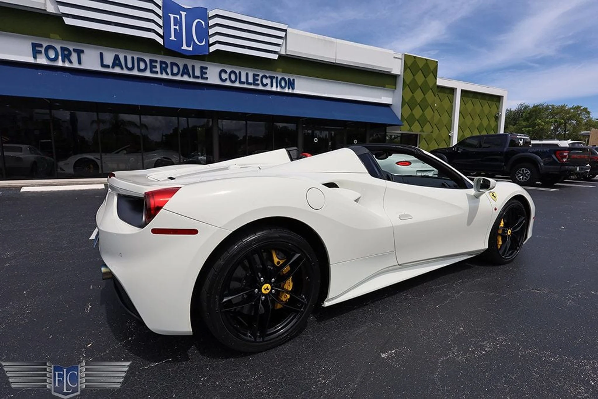 mph042_3012836043_used_2017_ferrari_488_spider_convertible_6305_22875072_43_1024_bcf22778e9