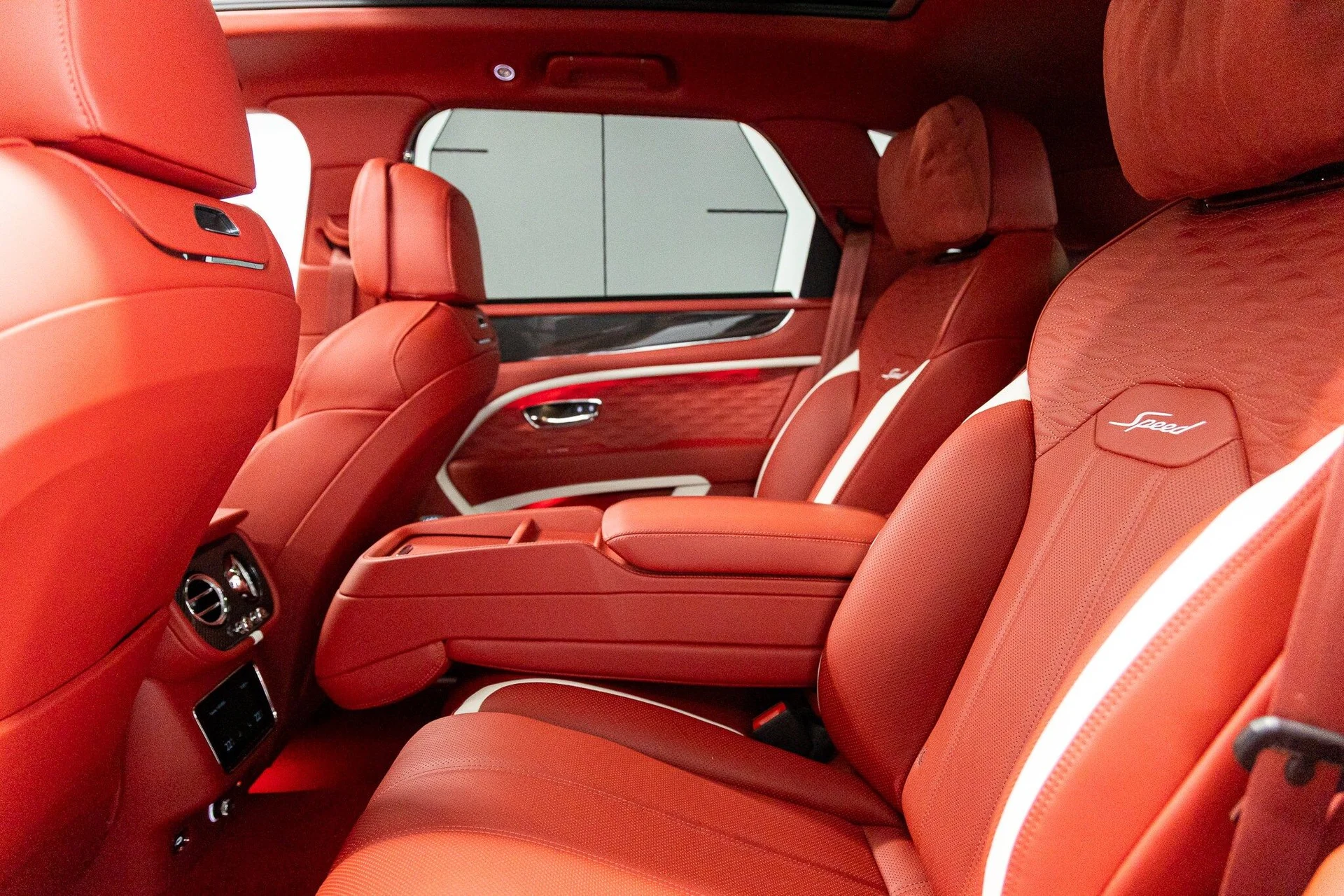 mph042_3018953311_db044ec5f27a4ec1be1f839f2a12c330x_a5c626380a