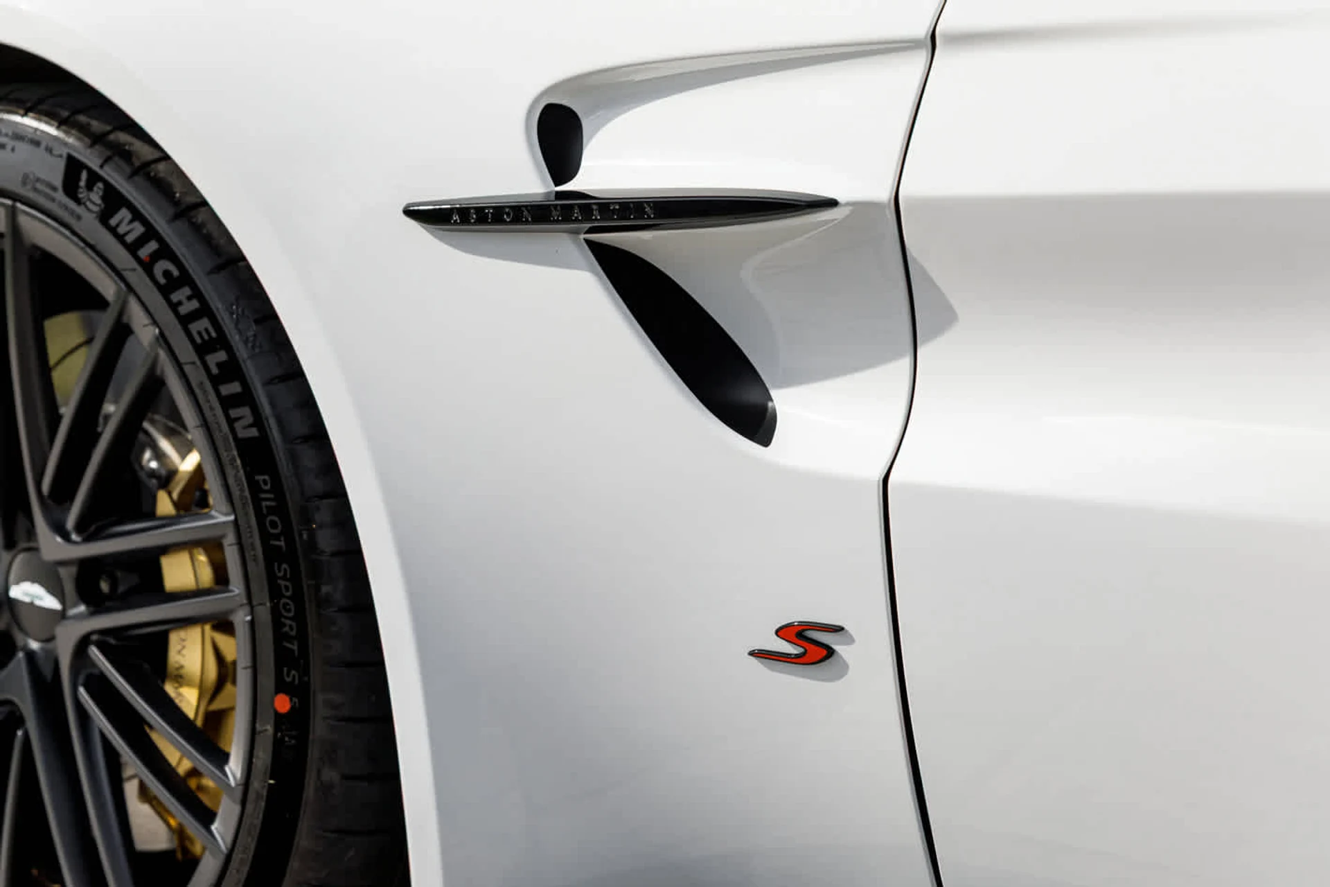 mph042_3019089895_43_5ab1510261