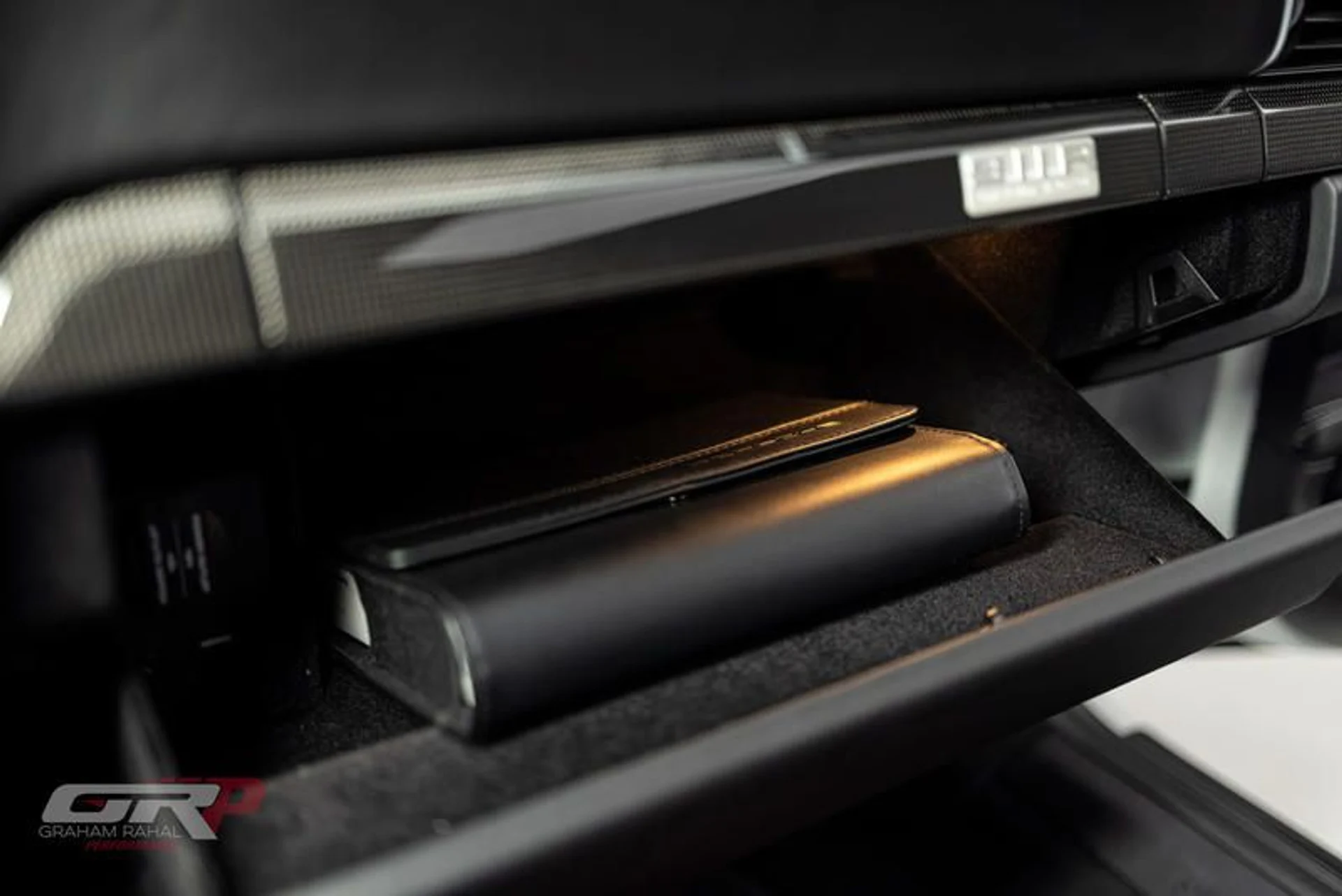 mph042_3024221941_EDF_725_B1_5749_4_F3_C_8866_1109_E0149_CB_3_3e7e6f2453