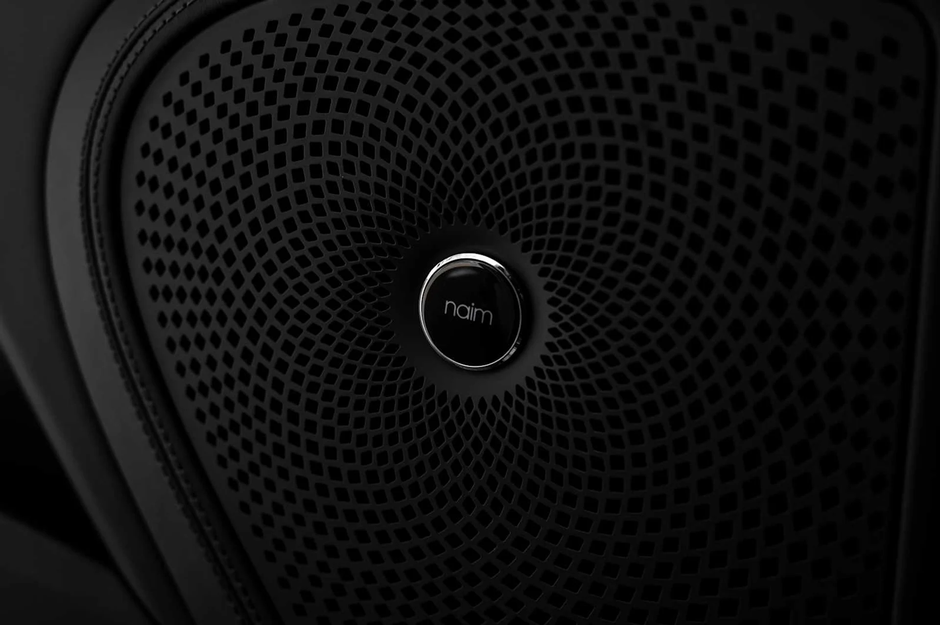 mph042_3035135653_43062444540b2b2af61797db9e25c336x_6ca071113b