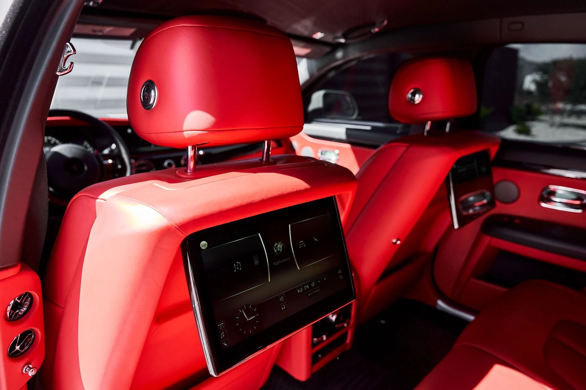 mph042_3040884262_Used_2022_Rolls_Royce_Ghost_Base_1772766027_8cd0ab4738