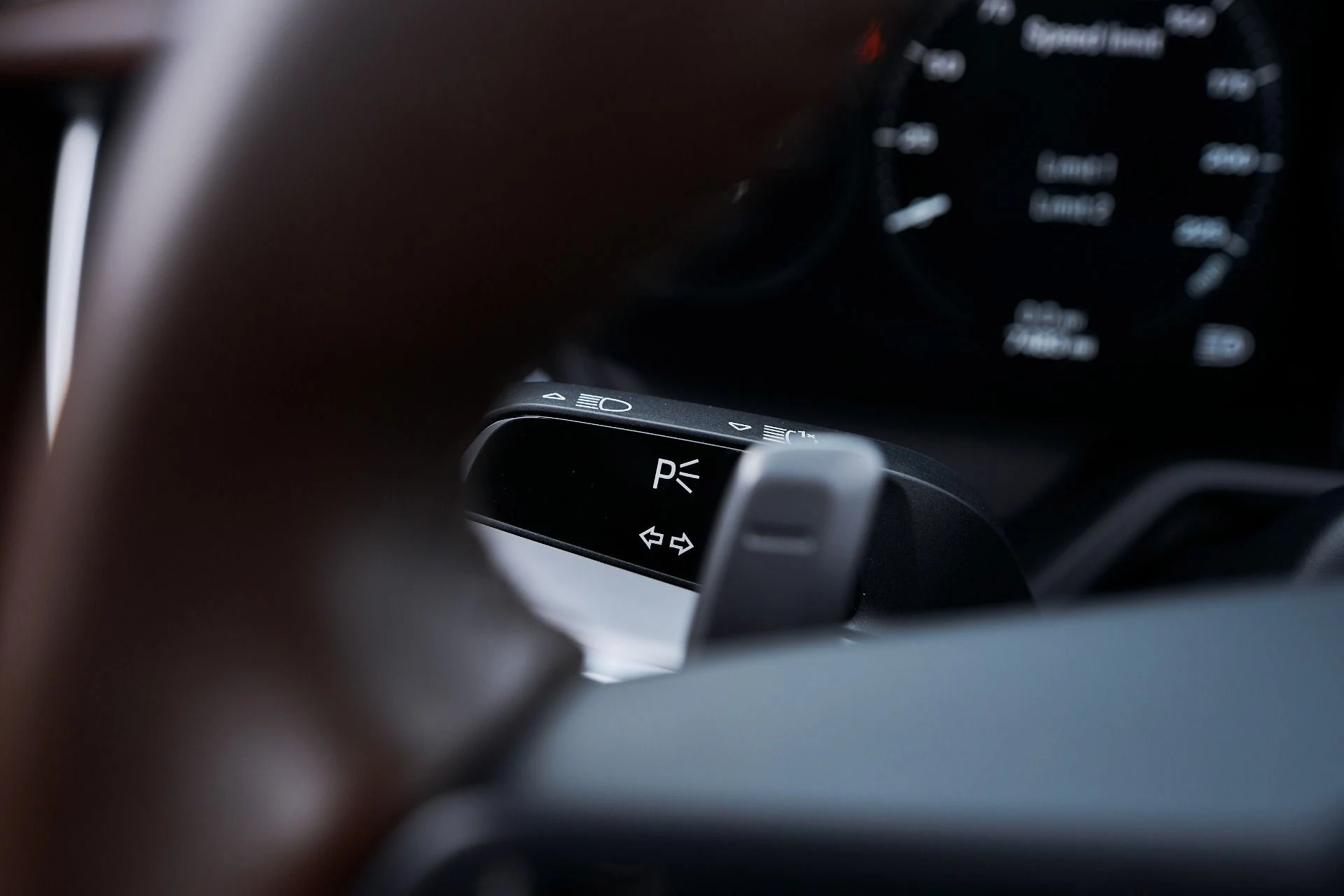 mph042_3048892816_Used_2021_Porsche_911_Turbo_S_1763157486_fe15a48821