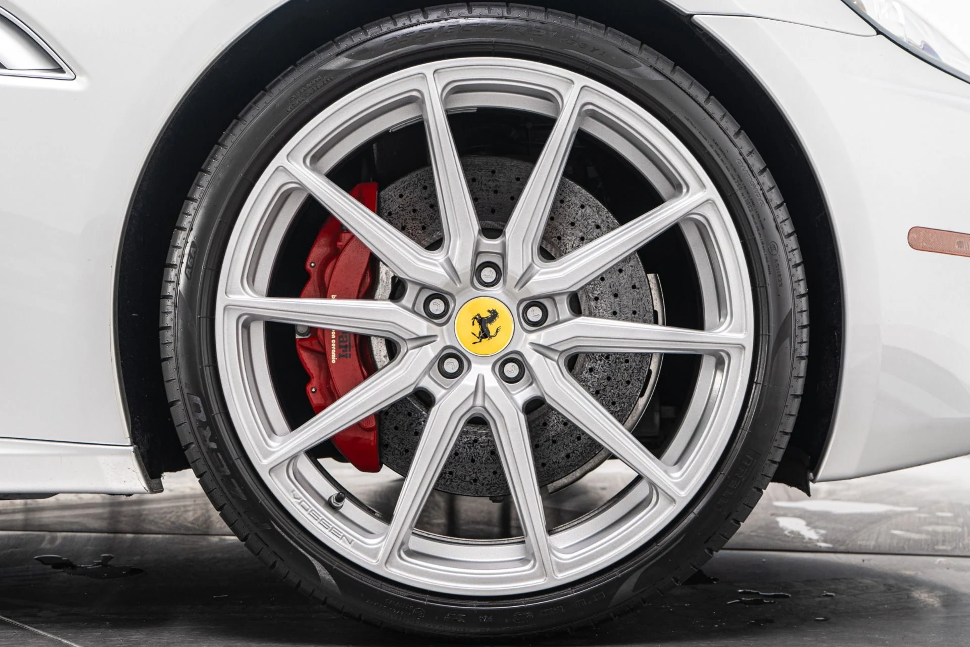 mph042_3054735584_Used_2013_Ferrari_California_1756329432_d386d26c5a