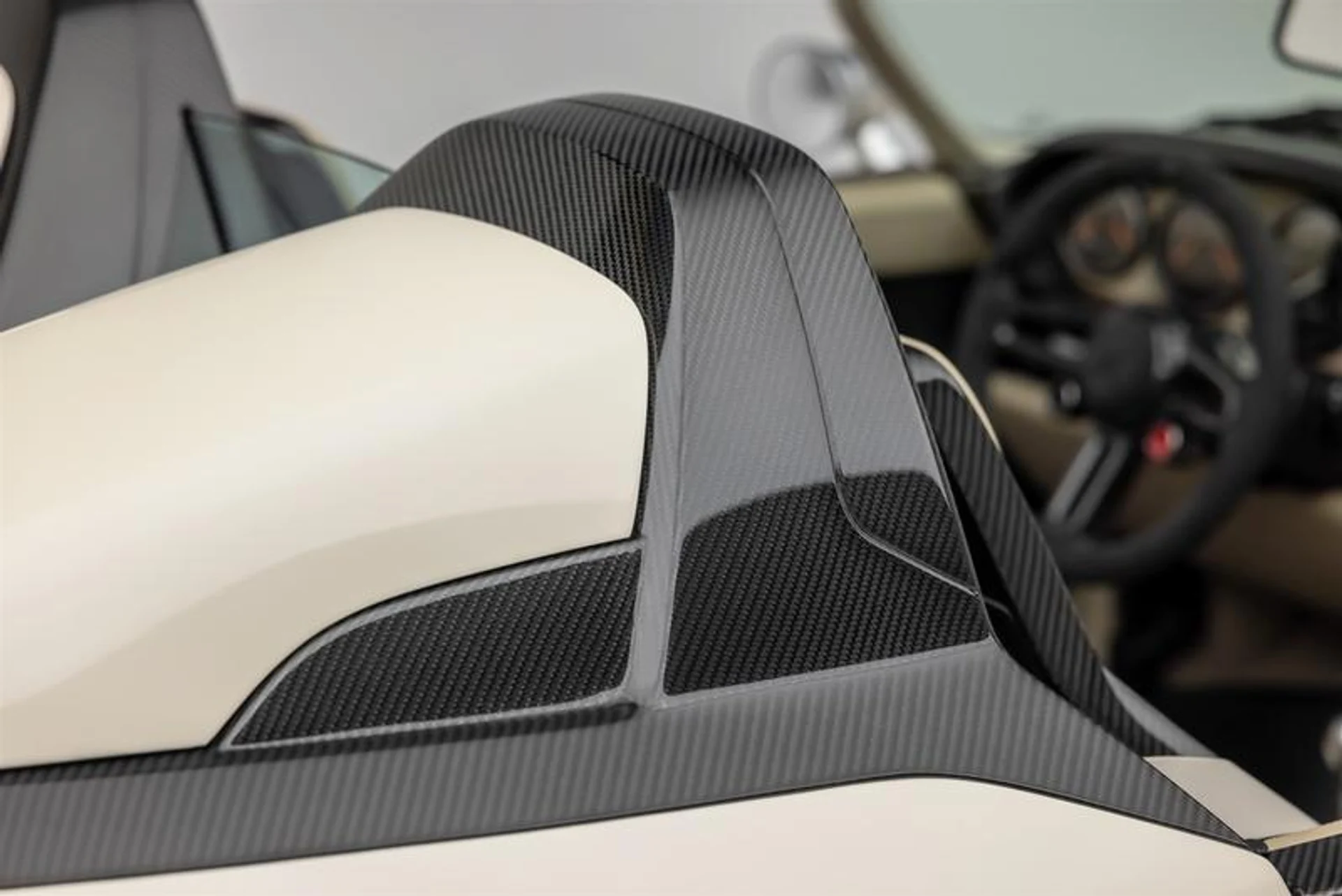 mph042_3057790953_7_CAB_675_A_D208_405_F_B17_C_DC_2_B40_C8_F95_D_03a6ab3a2d