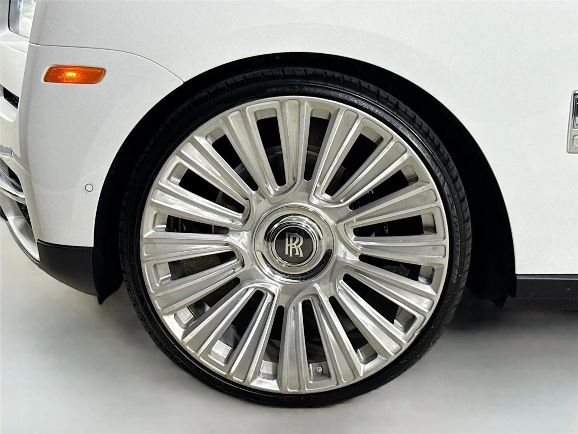 mph042_3069366709_e7e945c1eb6e2f9a41bcb6f712a65b6b_4c3baa4df6