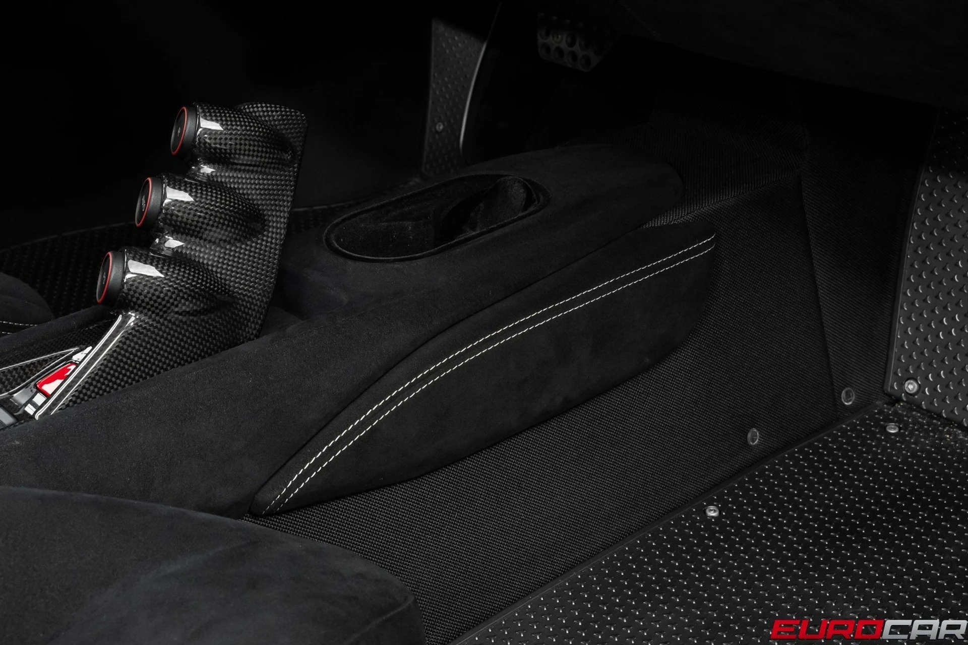 mph042_307478325_image_43_139675e823