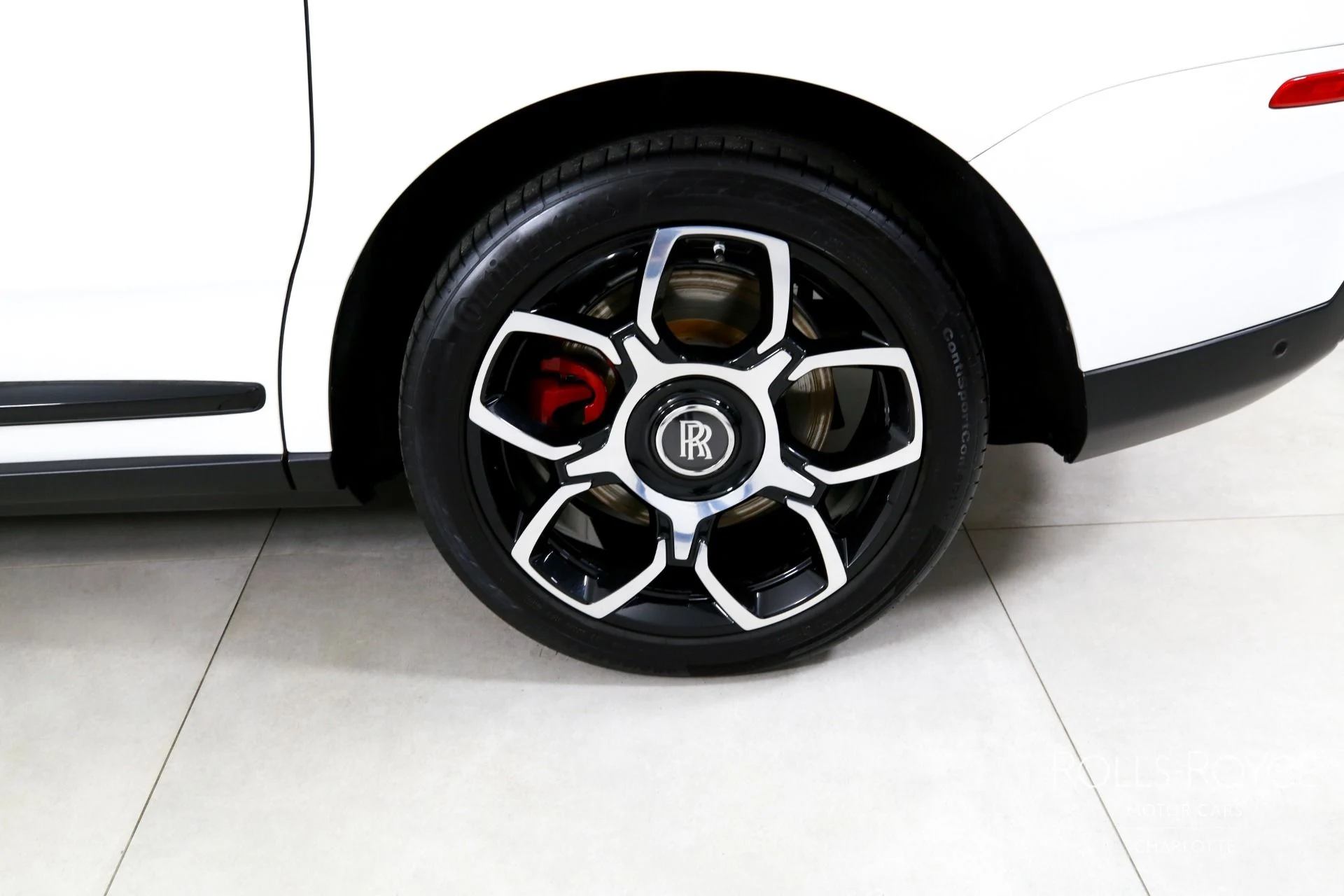 mph042_3085925852_Used_2021_Rolls_Royce_Cullinan_Black_Badge_1767727722_aca97e5cca