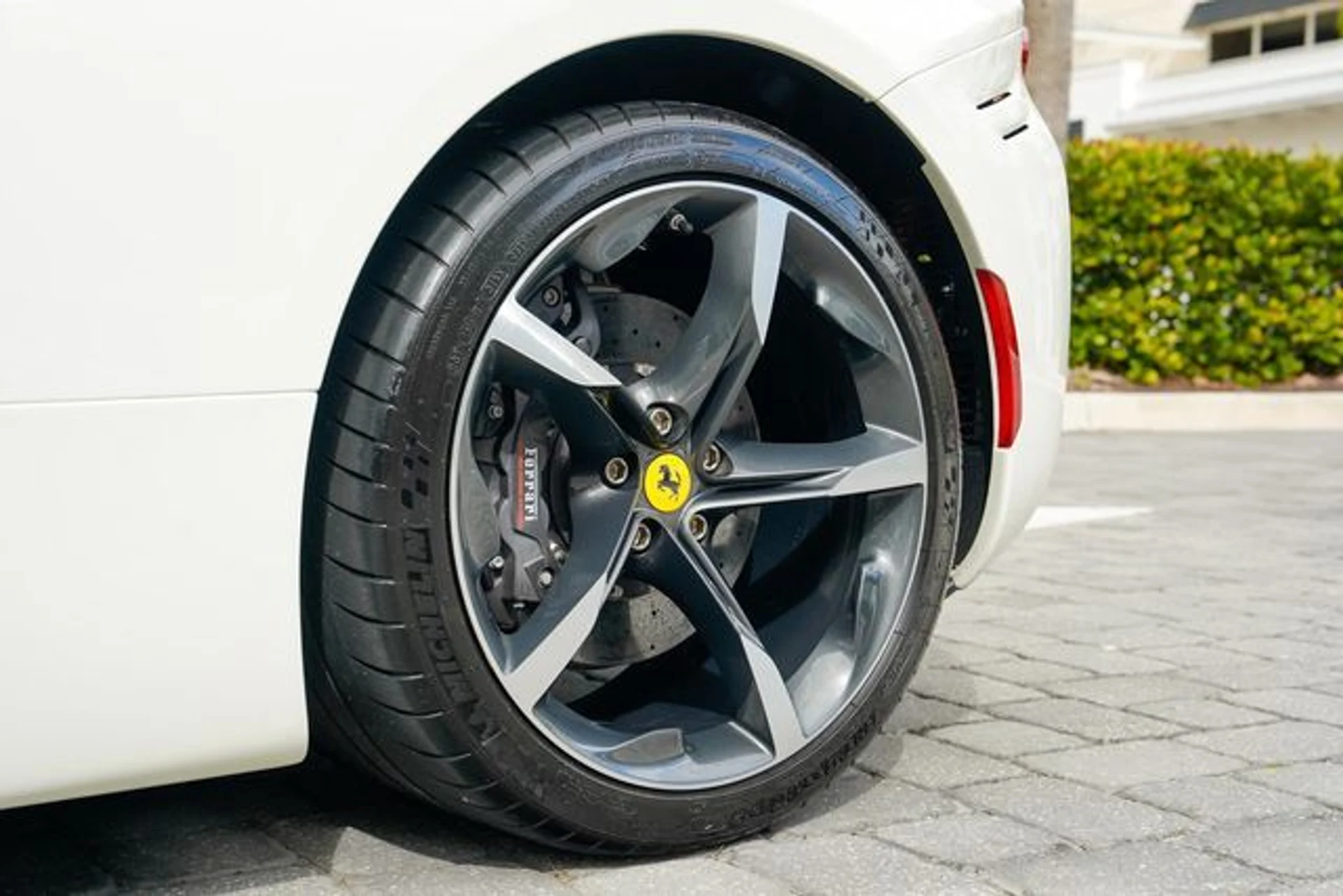 mph042_3091146682_22977808_43_0500d4adc5