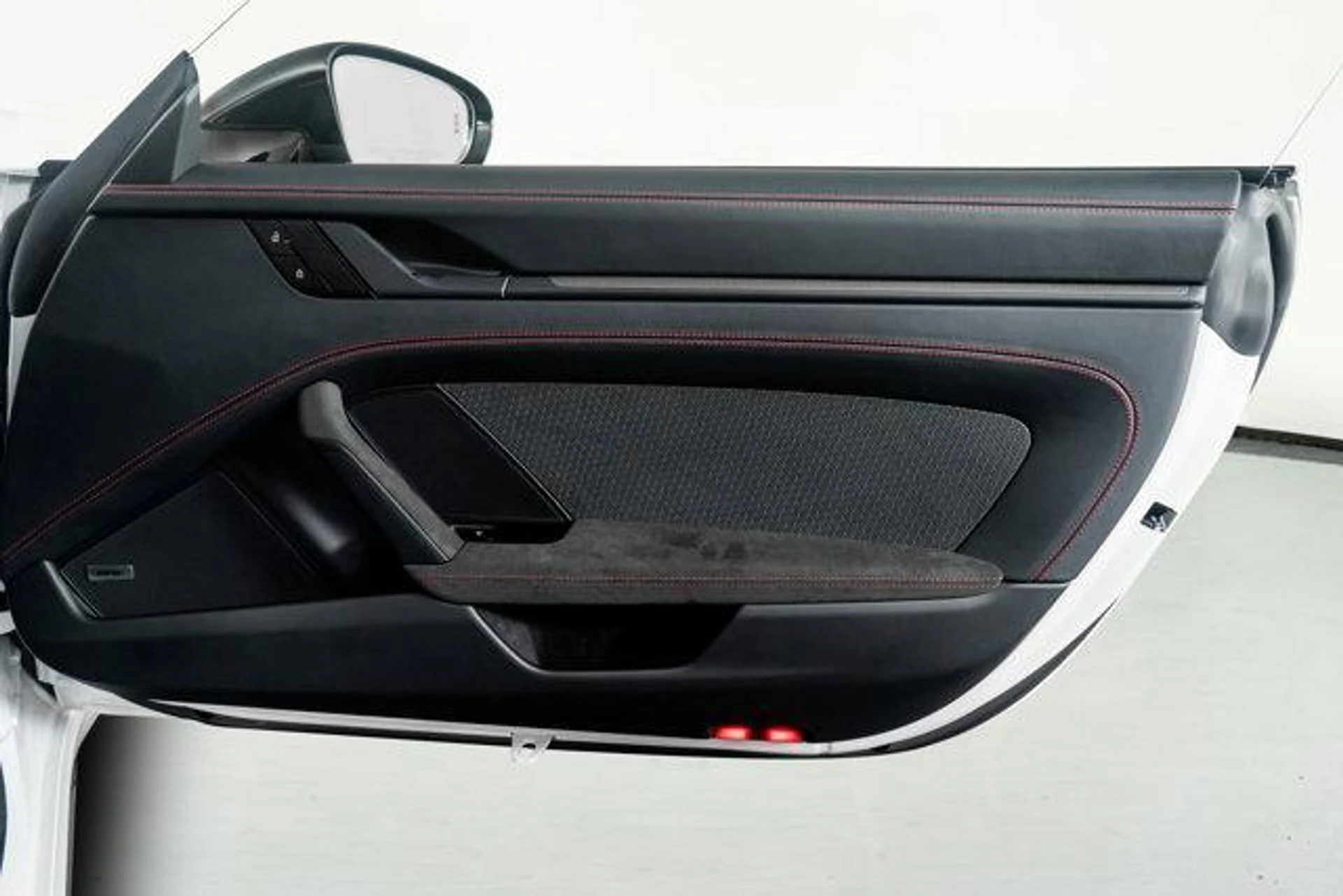 mph042_3092967094_9eldwx_SU_Kue2_dti4axij75kg2_M_e57e511977