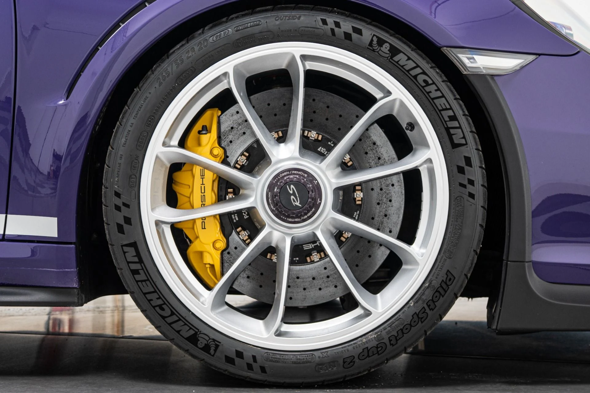 mph042_3095296580_Used_2016_Porsche_911_GT_3_RS_Carbon_Ceramic_Brakes_Fresh_Service_1791224580_d0f6cbc1be