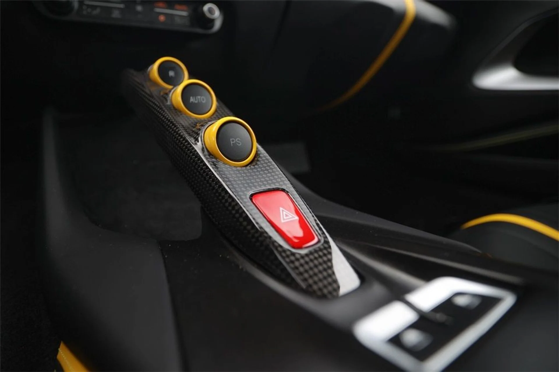 mph042_3108579944_86689f72a99e77510156e68cb764524c_632146a706