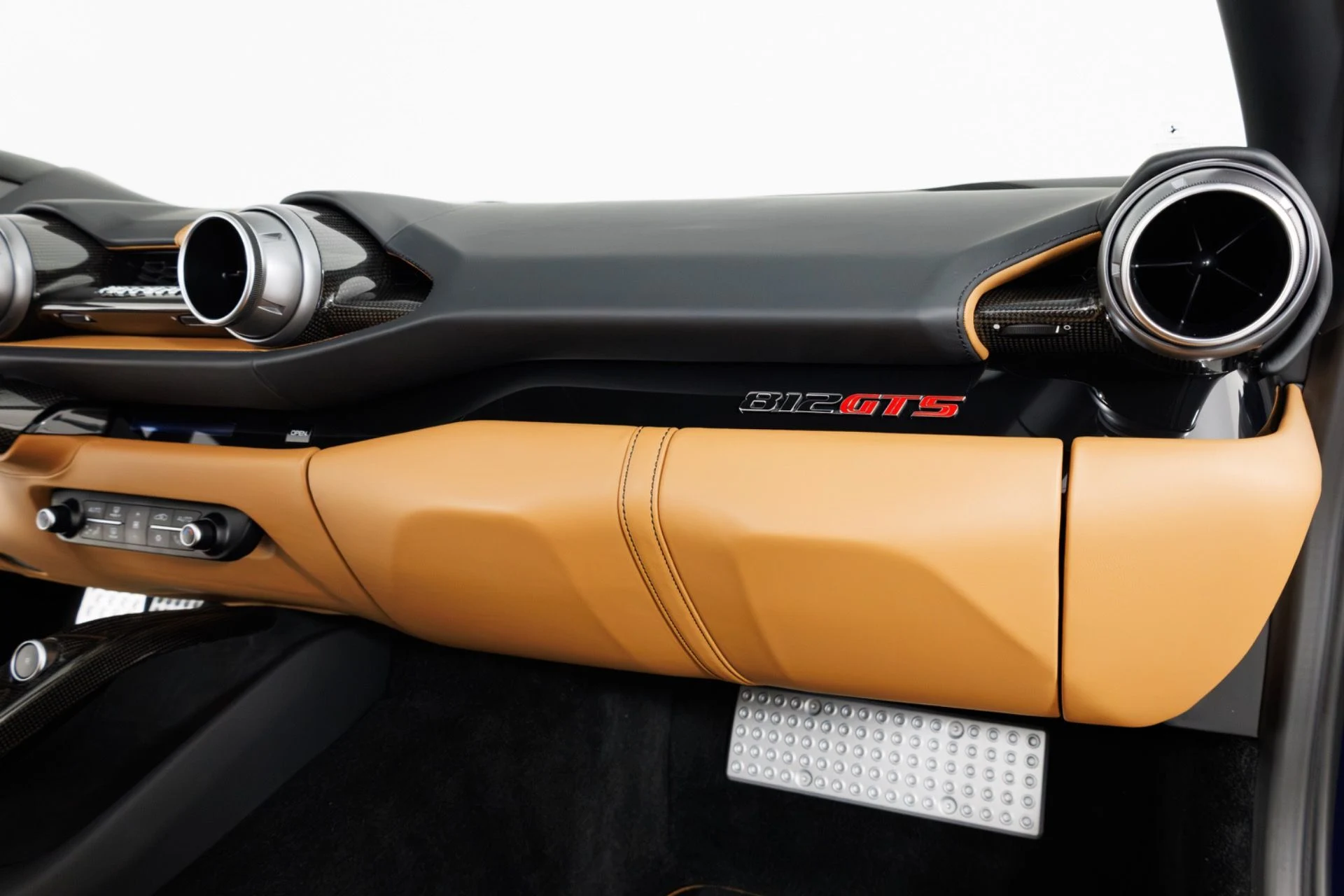 mph042_3160881968_Used_2021_Ferrari_812_GTS_1786404027_68716f18c0