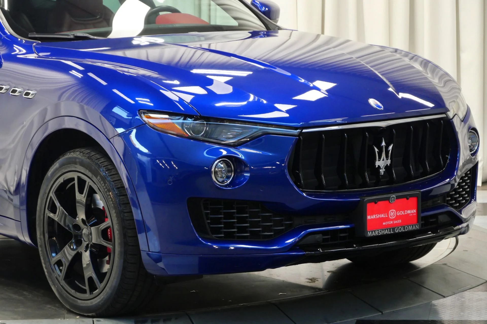mph042_3167808012_Used_2017_Maserati_Levante_1761068079_e099dc9987