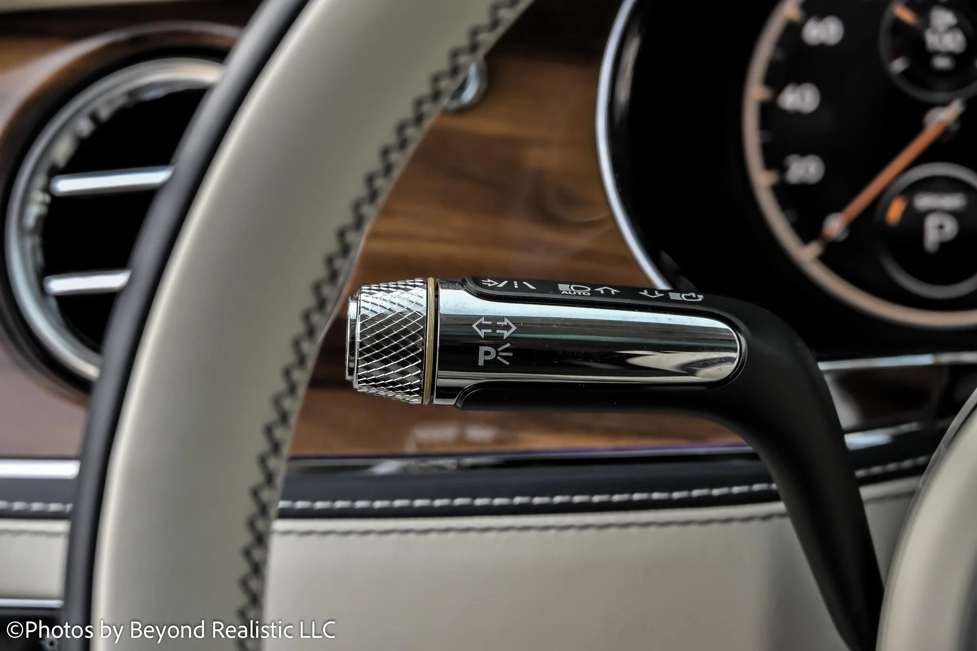 mph042_3195861479_Used_2022_Bentley_Flying_Spur_W12_1761810953_c6d4b88455