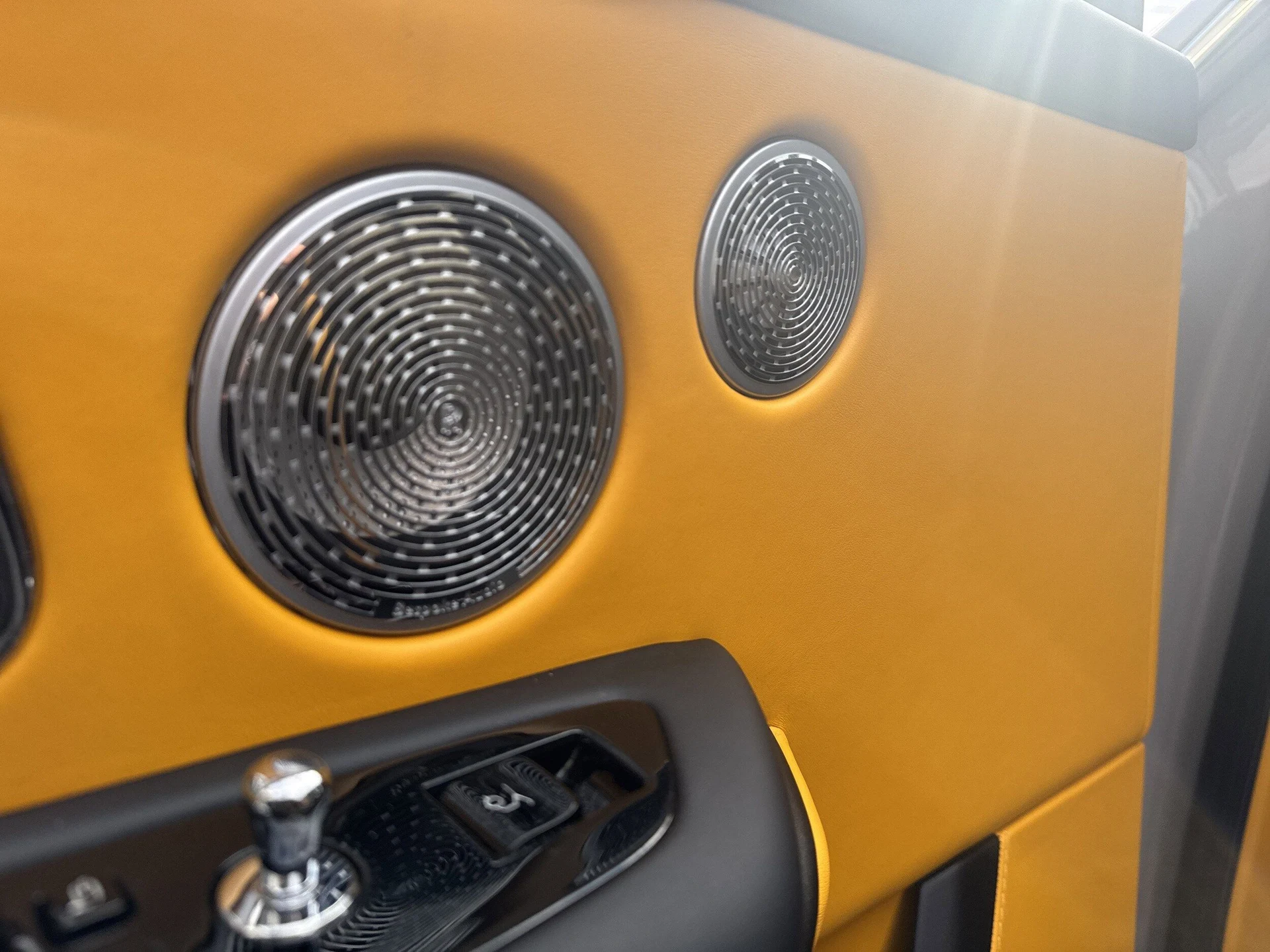 mph042_3209832353_b661a361e974de480a504b48eac791d6x_4706e717e9