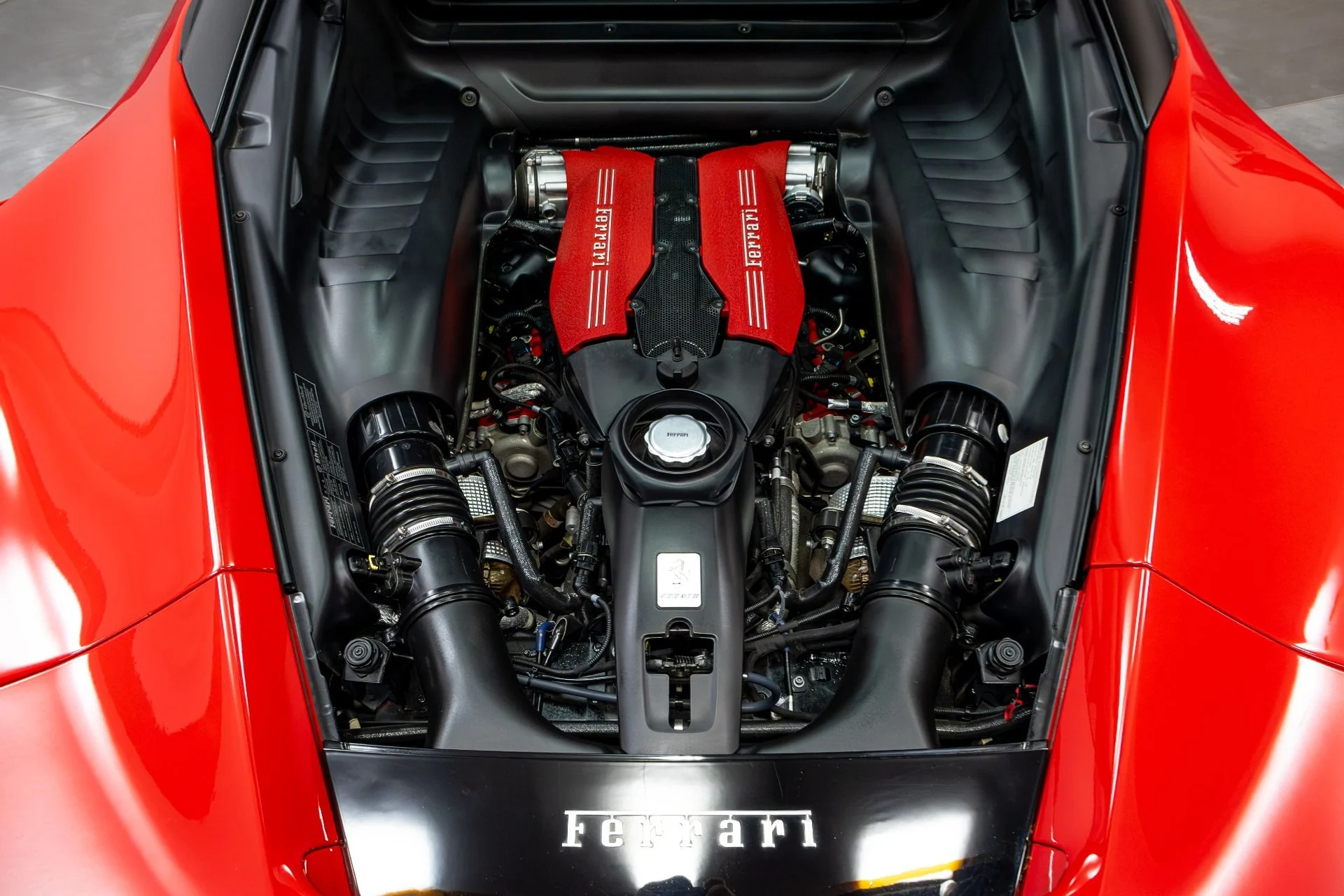 mph042_3219503160_Used_2018_Ferrari_488_GTB_1775864640_e4999a4480