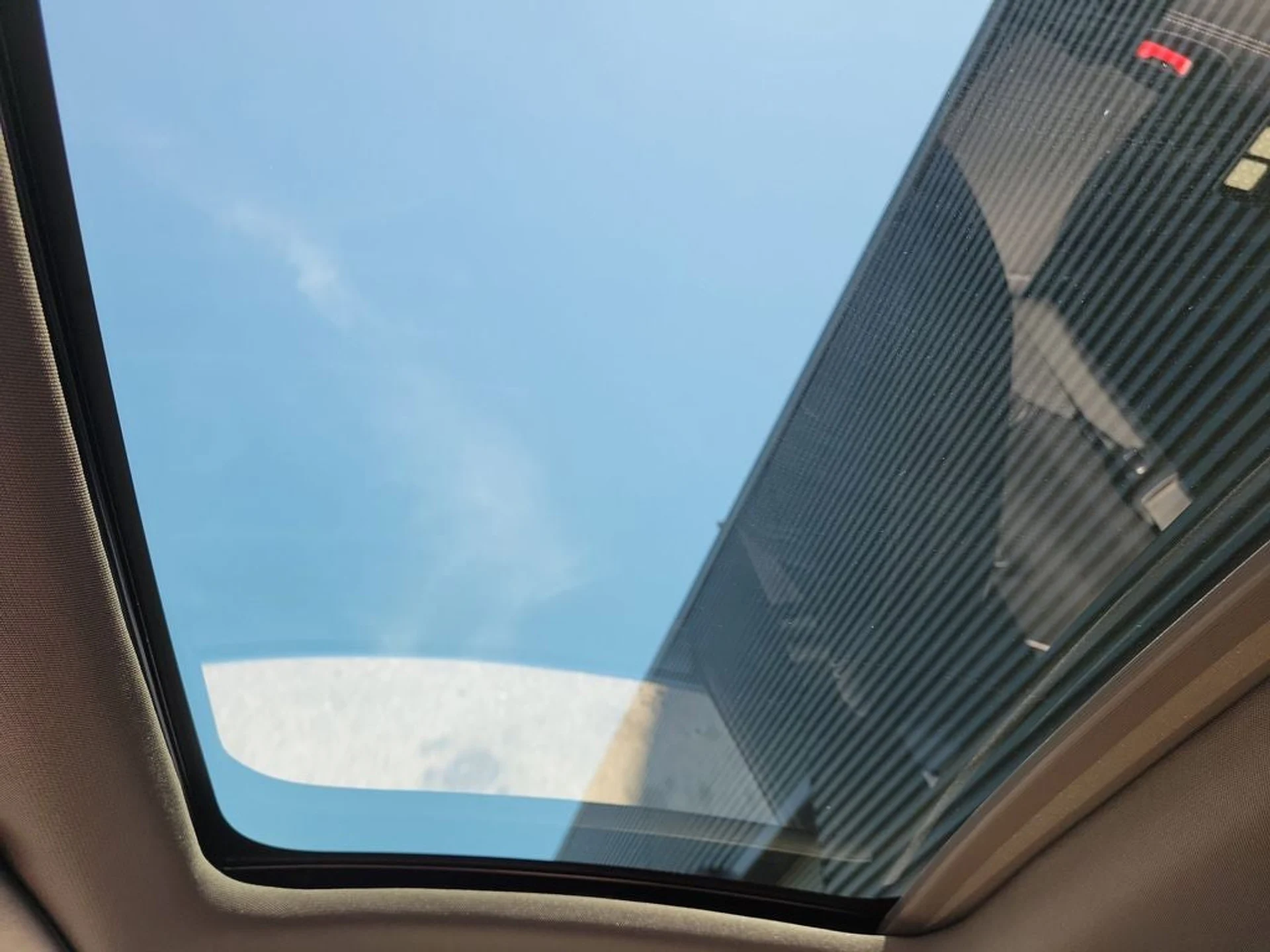 mph042_3220171412_43_c0a3512328