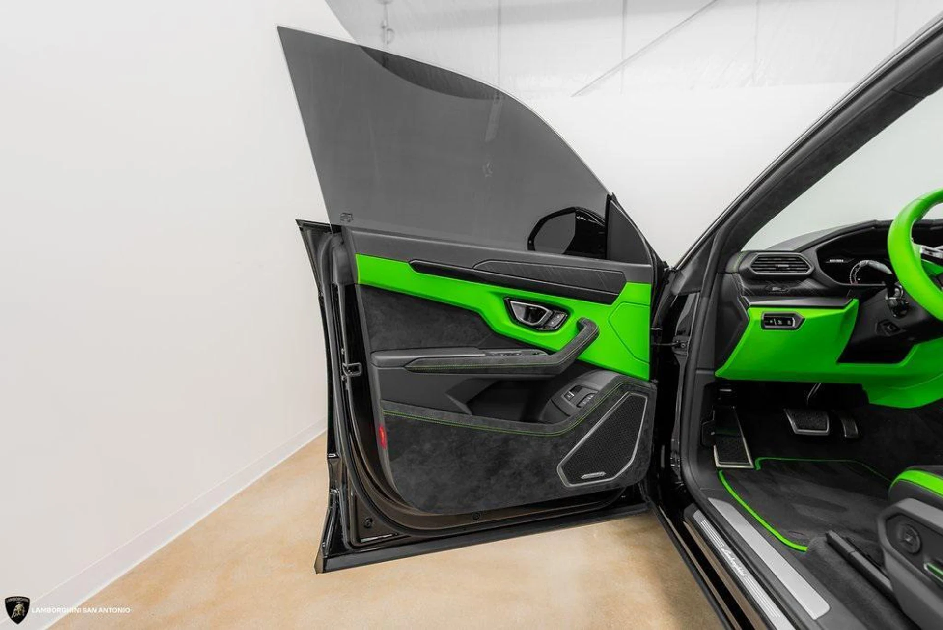 mph042_3228316057_c_Hoa_oq_X9_Z_Wo_Ke_Gfpzduboak_O_Xc_31803d11d4