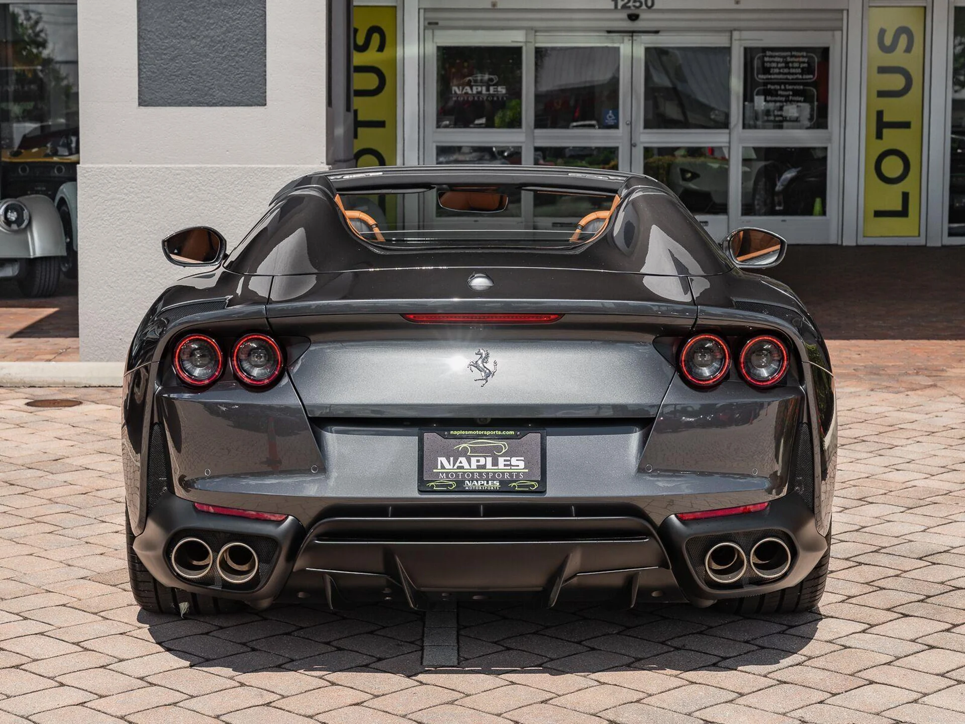 mph042_3233171183_Used_2022_Ferrari_812_GTS_Convertible_1784905703_edb27d9ce0